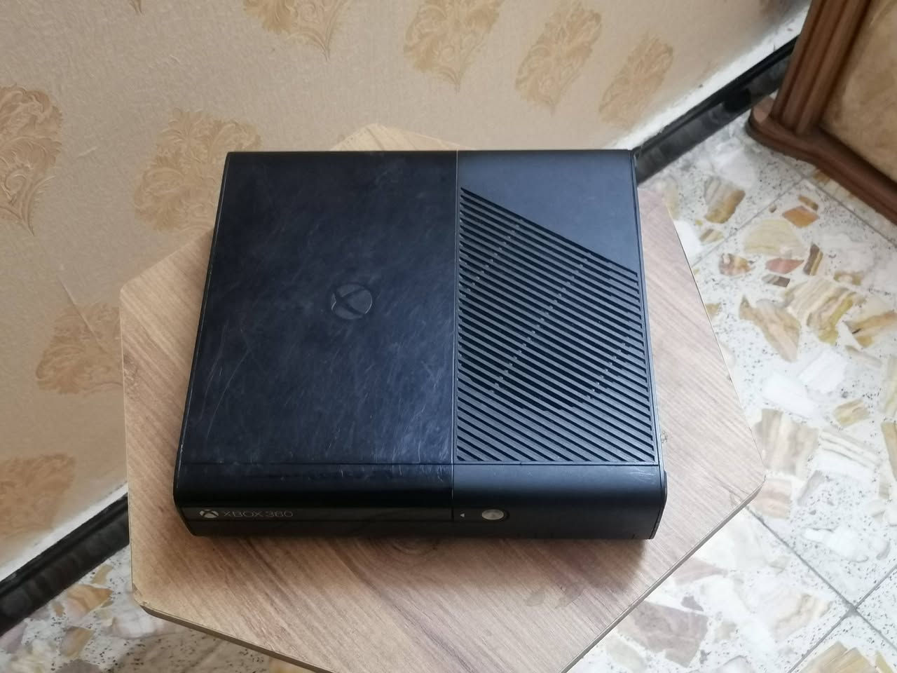 سلام عليكم
عليكم
Xbox 360 E موديل 2013
جهاز مستعمل نضيف بي اكثر من 100 لعبة وثنين  يدات اضافيات وغراض كاملة بي مجال للشراي


**إذا كنت صاحب هذا الإعلان وتريد حذفه لأي سبب، رجاءا أرسل رسالة إلى الدعم الفني**