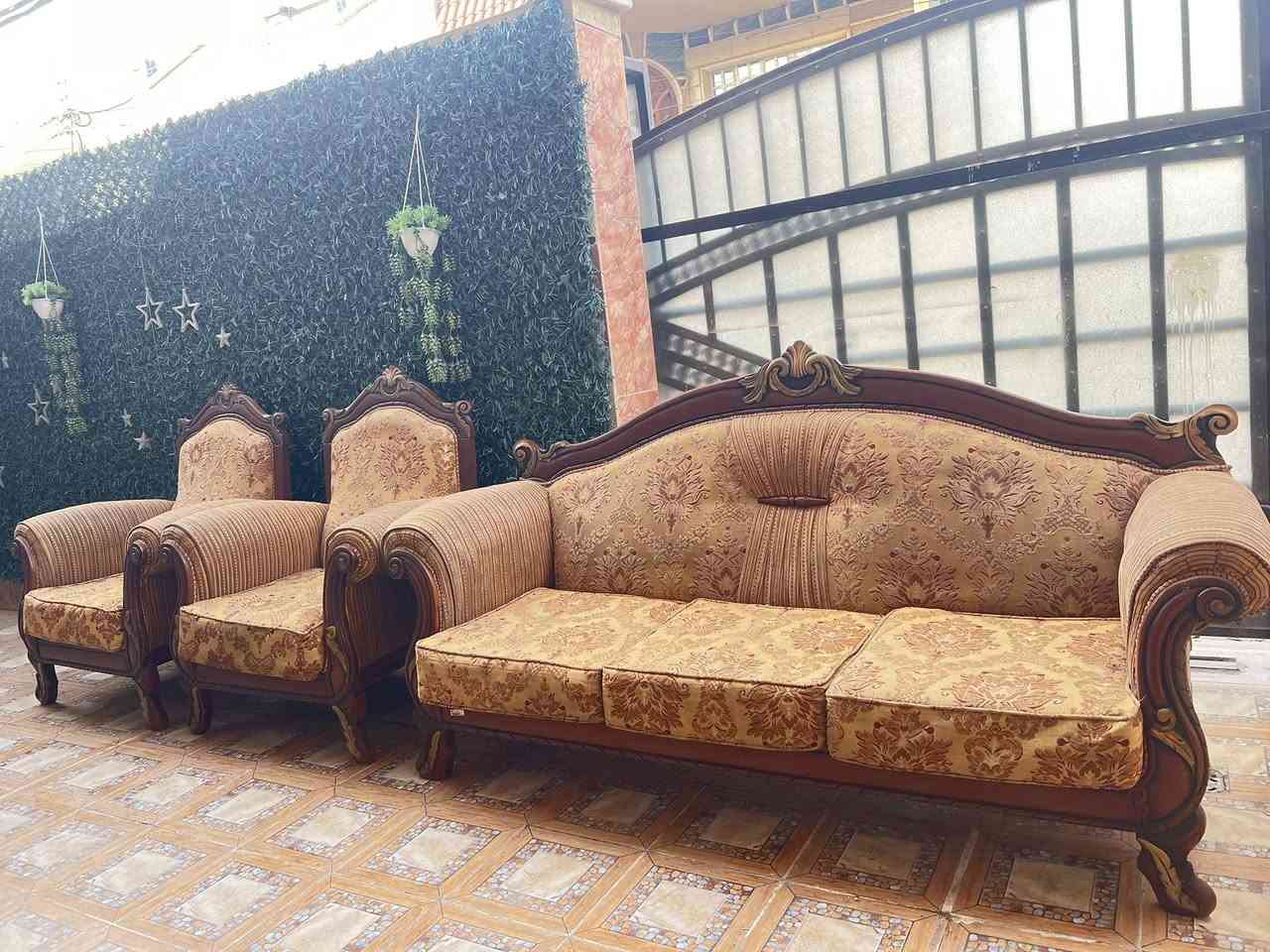 تخم زان تركي 10 مقاعد التخم جديد محتاج فقط غسل 
السعر 250 ألف قفل 
***********
بغداد/حي الاعلام
