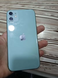 ايفون ١١ عادي للبيع ذاكره ١٢٨ بطاريه ١٠٠ مبدل شرط اصليه دبل سيم  نضافه...