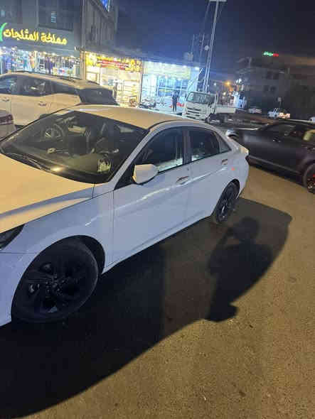 النتره افانتي 23 مكفوله كفاله عامه وارد كوري محرك 1600 دوش ماشيه 10000. سياره زيرو.  جديده. سعر 175. وبيهه مجال قليل. ***********
