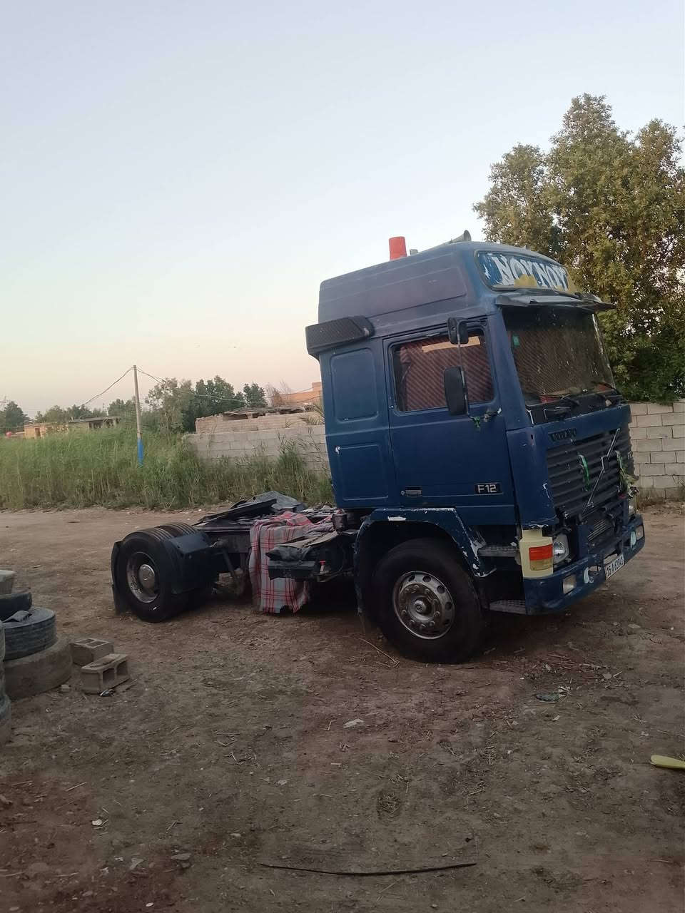 للبيع كفالة عامه كير محرك شاصي كهرباء كامله لا تنقيص ولا بخار رقم جديد كبل للعمل السعر 110 او بيهه مجال مديل 93 محرك 22 كير 3 3  ***********
