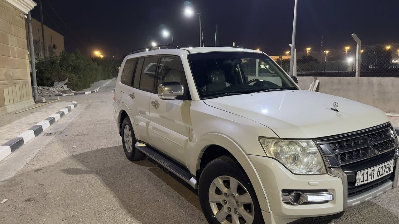 السلام عليكم
باجيرو 2015 رقم بغداد الدولي للبيع⭕️
 مكفولة كفالة عامه من الصبغ والبارد وموضح بالصورة السياره فول مواصفات حبتور ⭕️
كراسي 2 كهرباء الكراسي جلد نظيف جدا 
محرك 3500 نظيف السيارة ماشيه 155 الف ⭕️
 السيارة باسمي تحويل أو وكالة بيع أو مراوس  
السعر 190 وبيها مجال ⭕️
للاتصال *********** فقط واتساب 
مكان السيارة النجف الاشرف
