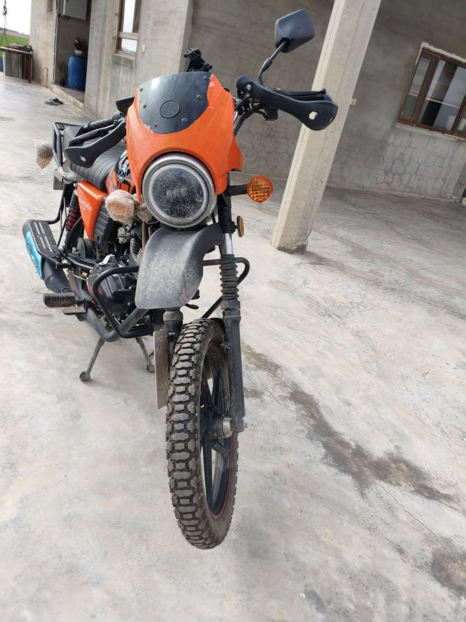 السلام عليكم
دراجة دايوان جبلي 200cc
مرقم كامل شرط التحويل
مرقم اربيل لوحات انكليزي 
دراجة ماشية 4000 مستعمل 23 يوم فقط 
واتساب ***********
