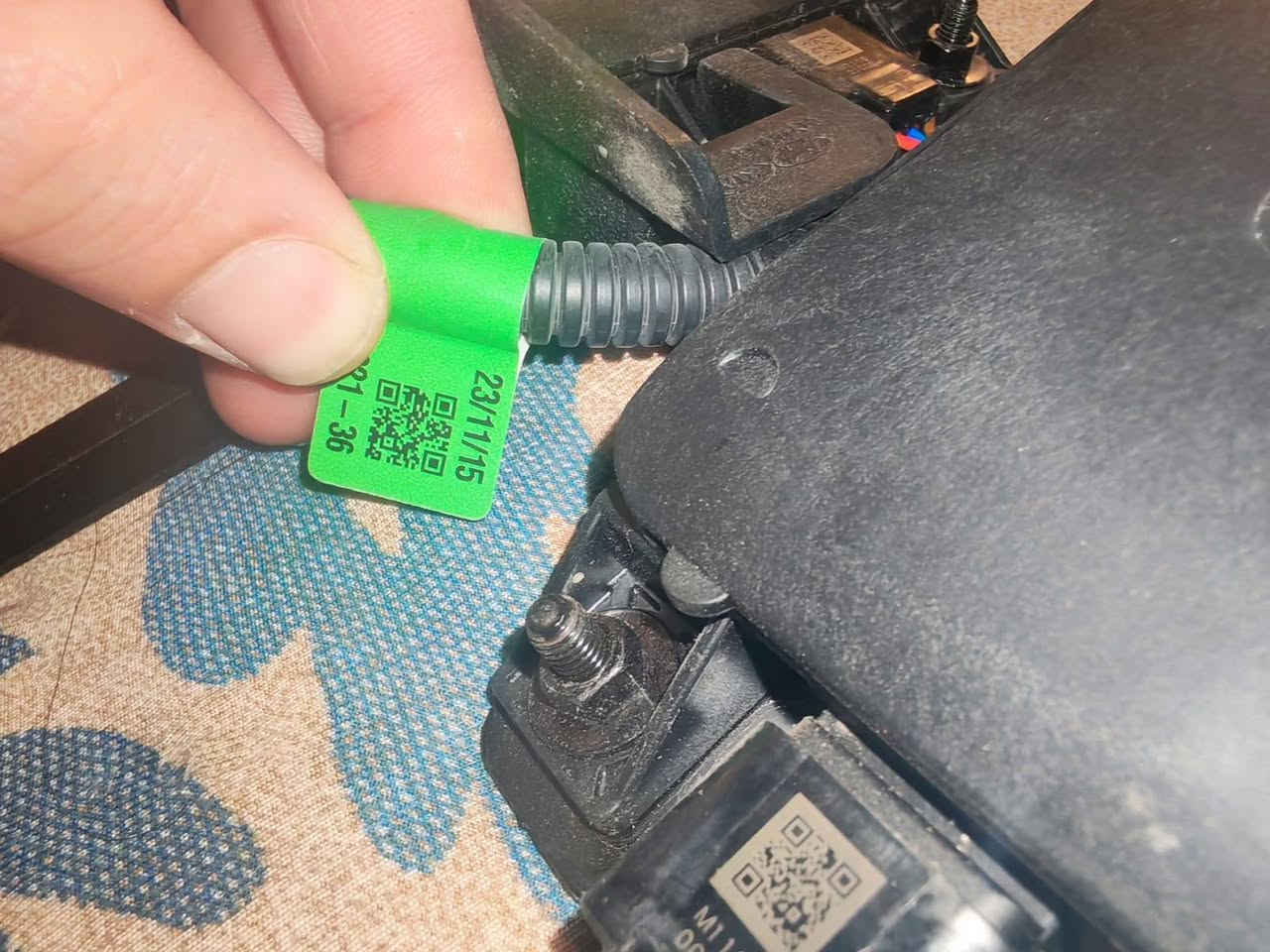 زوج رادارات وارد امريكي مال فورتي زوج اثنينهن نفس الرقم جيب وشد اثنينهم بدون برمجه موديل 2024 .
***********
