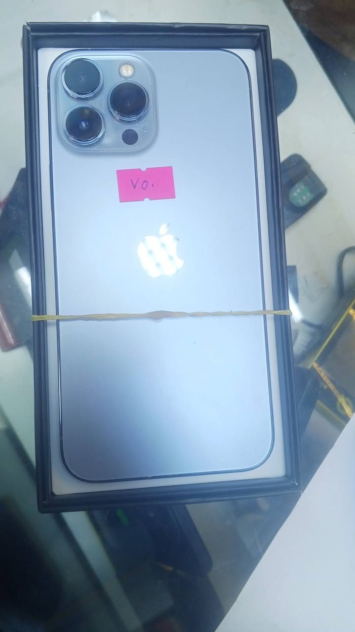 متوفر ايفونات 

1_11برو ماكس 

2_12برو ماكس 

3_13برو ماكس قطتتين واحد دبل سيمكارت وثاني تك سيمكرات 

4_14برو ماكس 

تواصل ***********
