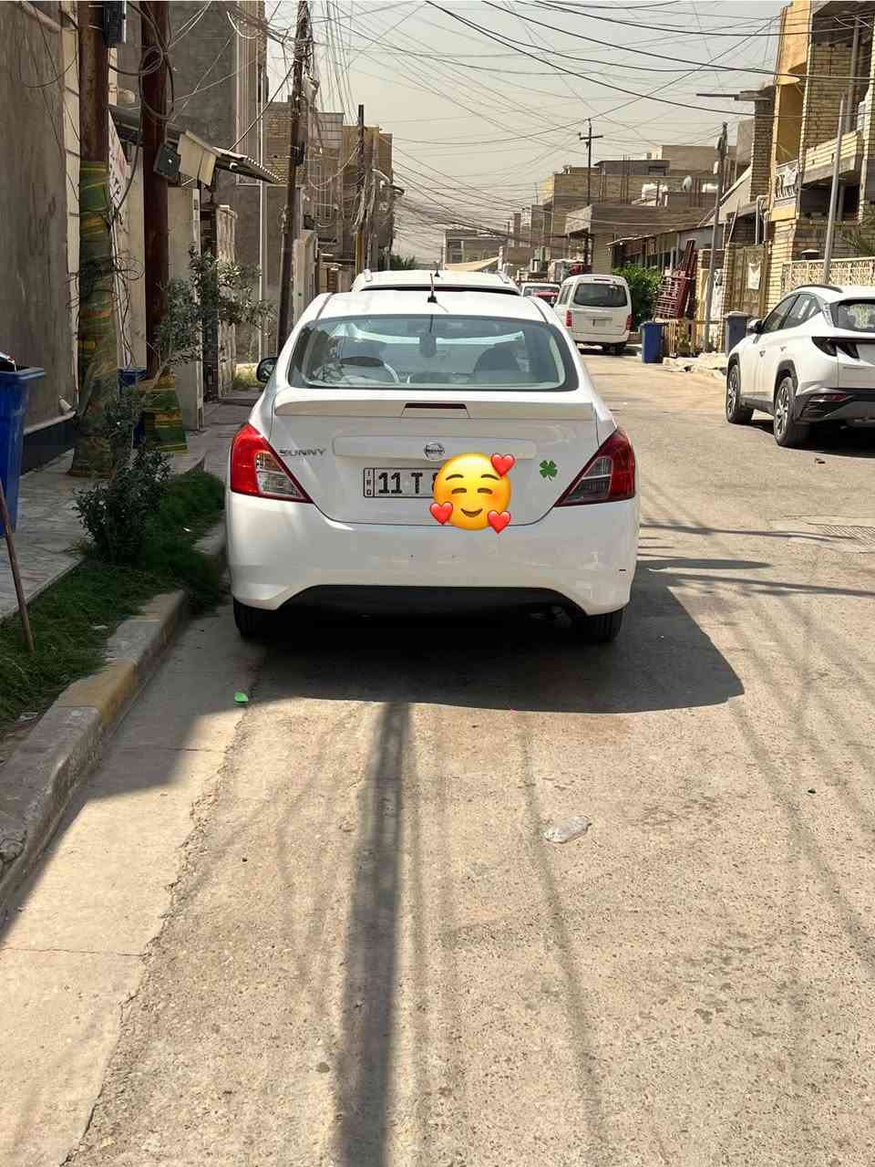 سياره للبيع سني هندي موديل 2018سياره بيه طخه اصبع بلحافه مال بنيد سياره بلاديه تخم تاير جواهه سياره اي نقص مابيه سياره مكفوله بس بيه  هاي الطخه  الوظحه بلصوره مكينه كير تبريد كله مكفول سياره مال بيت ممتعوبه مشكول الذمه اليكسر بحلال العالم متواجد ع فيس مكاني الدوره ***********
***********
