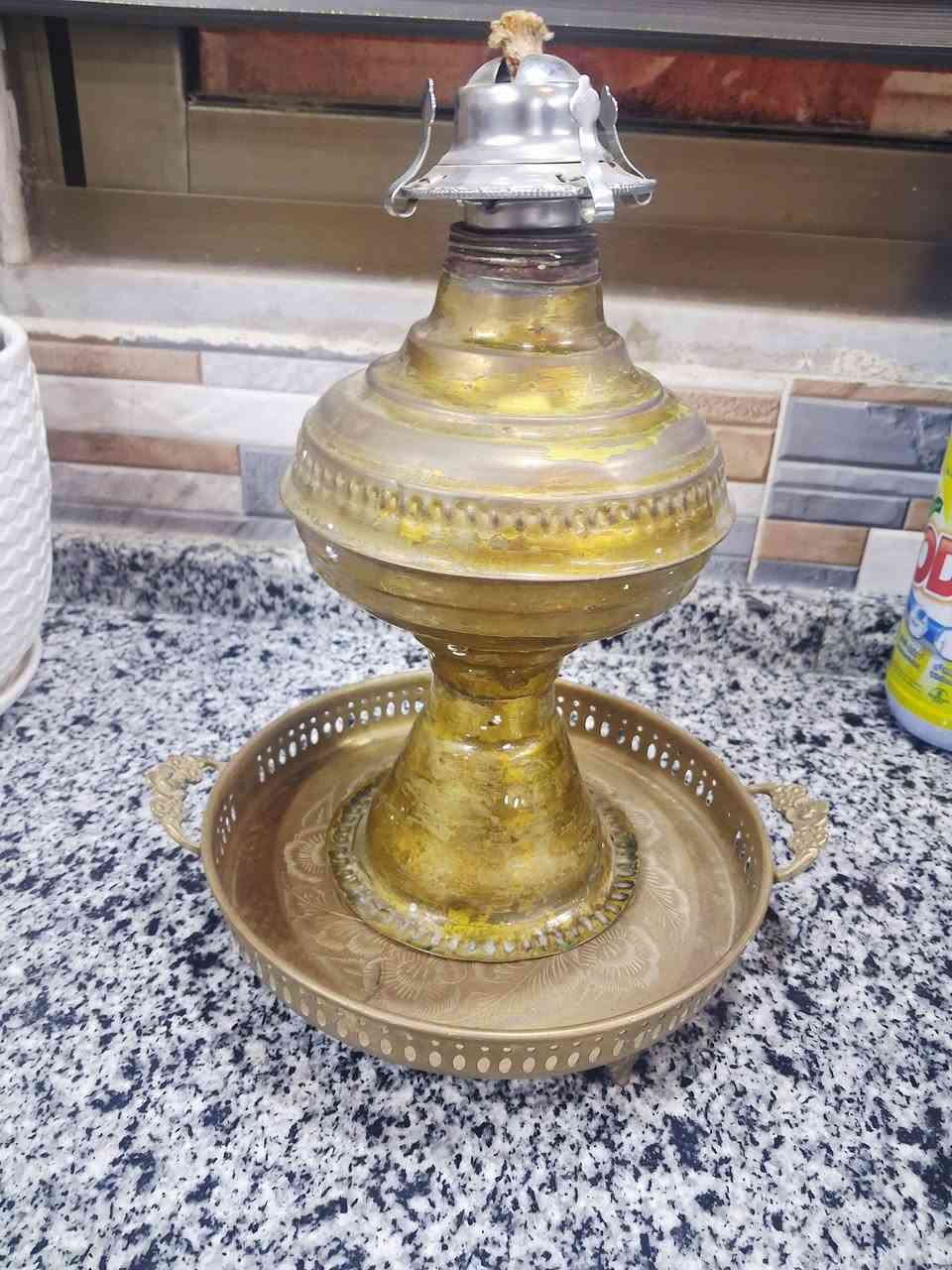 فانوس قديم للبيع
مع صينية، حالته جيدة
ما فيه زجاجة
مناسب للديكور أو الاستخدام
السعر مناسب
متوفر توصيل 🚚


**إذا كنت صاحب هذا الإعلان وتريد حذفه لأي سبب، رجاءا أرسل رسالة إلى الدعم الفني**