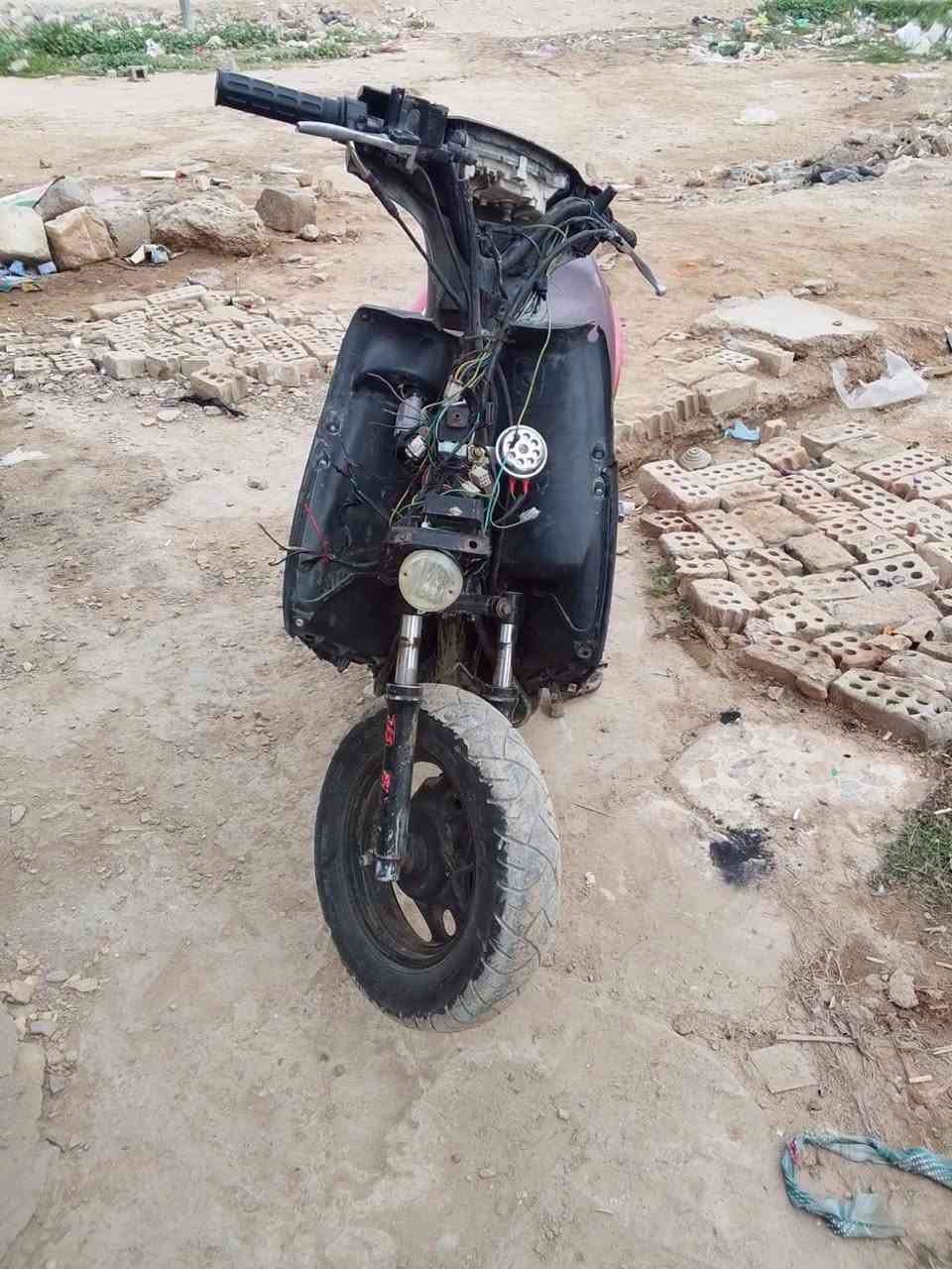 دراجه ماكس ثعلب عوزها وجه وجوزه اوراقه منفيس المكان النهروان شارع شمري الستفسار *********** 

اني مكلف بل نشر الرقم بيه واتساب
