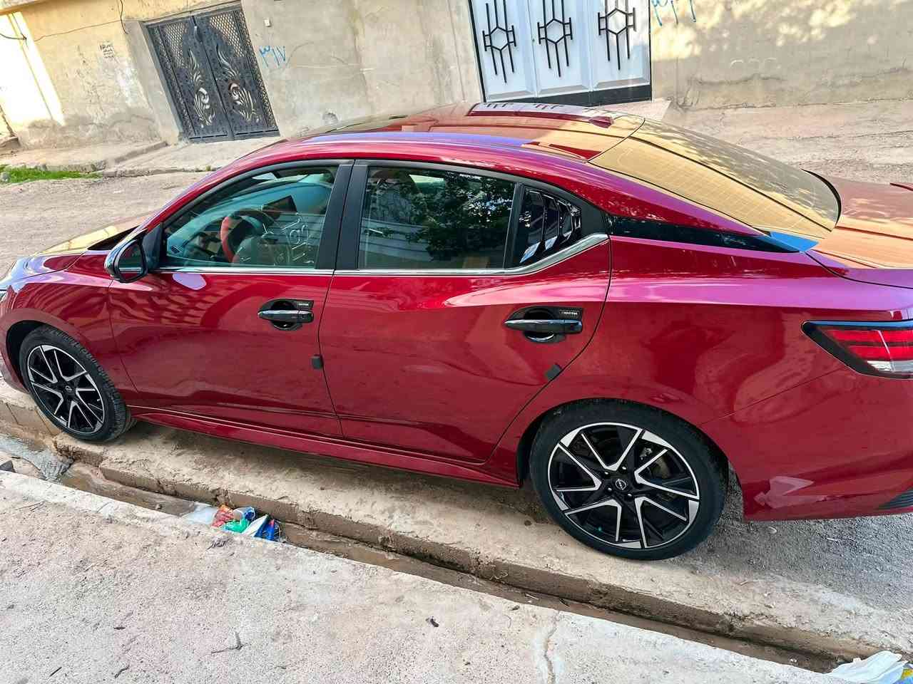 السلام عليكم سنترا 2024امريكي رقم دهوك جديد قبل شهرين رقمتها 

‏SRفول موصفات فوول 
5كاميرات 
فتحت سقف
كشنات هيتر ستيرن هيتر 
كشنات جلد رياضي شركه 
محرك 2000دوش 
السياره فوول فول 1/1
ماشيه 24الف سياره احله من الصور حيل 
مكان السياره موصل تواصل وتساب ***********
ضررها موجود بالمنشور صور
