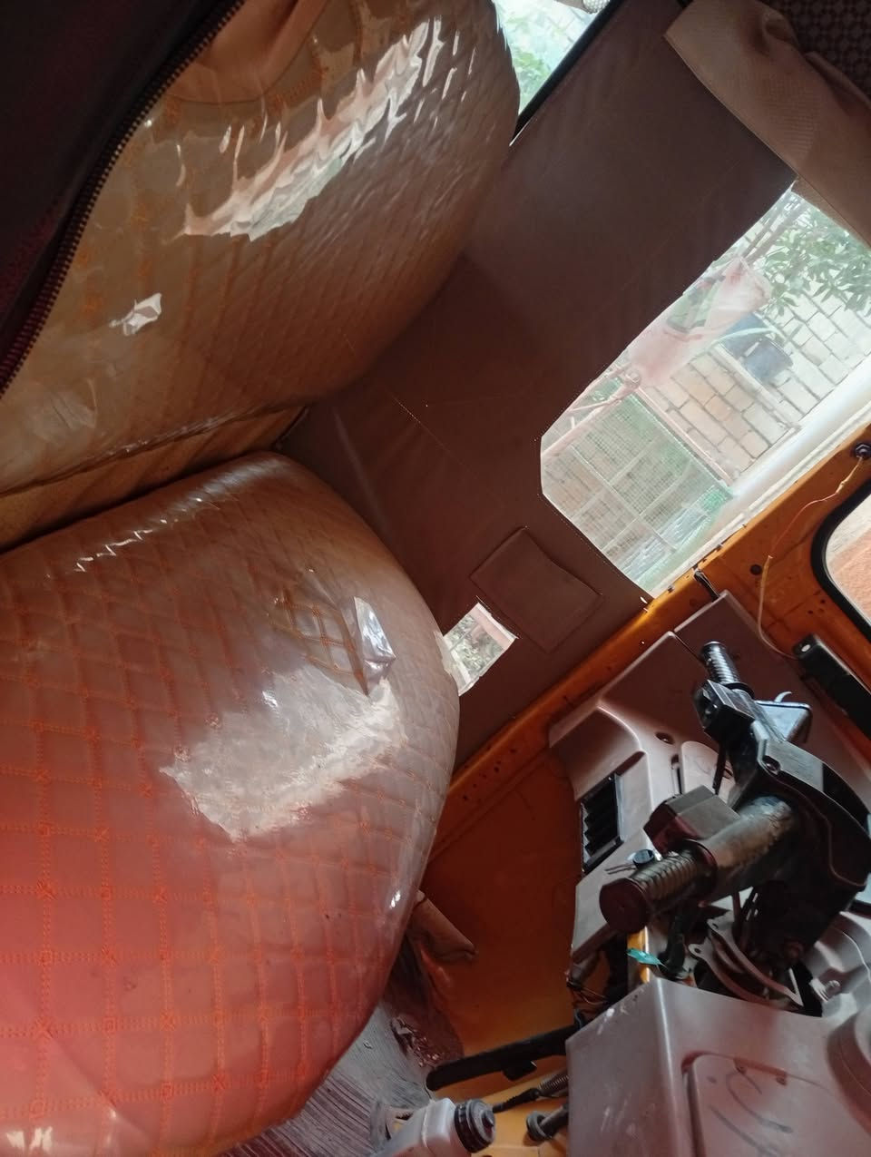 السلام عليكم تكتك موديل 2019مرقم بسمي محرك خير من الله مامعمره سعرهه 5500 مكاني  بغداد شهداء العبيدي 
*********** بدون سيبايه
