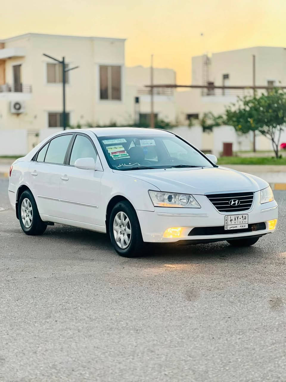 السلام عليكم
سوناتا خليجي محرك 2400
موديل 2009 ابيض ثلجي 
رقم كركوك مشروع وطني 
السنويه وهزه جديد ال 2028

(السياره صبغ قطعتين + وشويه بدون دواخل بدون ضربه صبغ جماليه )
الباقي مكفول عامه 
ماشيه 180 
محرك 2400 مامفتوح بلشرط
كهربايات كلها شغاله
صدر امامي شاده جديد 
صدر خلفي شاده  جديد
كامره خلفيه
حساسات خلفيه
تبريد ثلج ❄️
تدفئه نار🔥
كهربائيات كلها شغاله 
سنتر لك 
ويل شركه بلاد 
 بلاتوث
دوشمه جديده 
داخلها جديد 
السياره بعدها على وضع الشركه 
السياره فول نضافه   
ترايها صفرر وأحله من الصور 
(السعر  105) بيها مجال 
مكاني تكريت
***********
