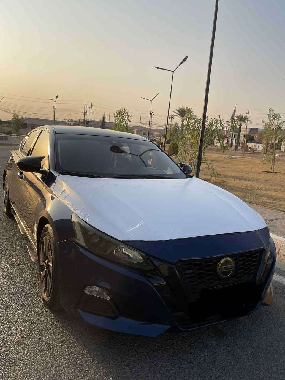 NISSAN ALTIMA S 2022
ڕه‌نگ شینی كاربۆن مۆسه‌فات س ڕادار خه‌تی جاده‌ ئۆتۆ لایت شاشه‌م گۆڕیه‌ كردیتمه‌شاشه‌ گه‌وره‌ گێر مه‌كینه‌ ته‌برید هه‌موشتی به‌شه‌رته‌ ٢ پارچه‌ی سبوخه‌ بۆنیت چاملخ ئێرباگ ته‌قیوه‌ كامل سیسته‌مه‌  ڕه‌سمی سۆنه‌رم دانه‌یه‌ هه‌مو شت دیاره‌ ڕه‌قه‌م شانسیه‌كه‌ش له‌ناو سۆنه‌ره‌كه‌ هه‌یه‌ سه‌یاره‌كه تازه‌ سێرڤسی كاملم لۆ كردیه‌ ڕونی گێرم گۆریه‌ ٦٤ هه‌زار كیلۆمه‌تر ڕۆشتیه‌ .
سعر 143 و كه‌مك مه‌جال 
*********** أربيل, العراق
