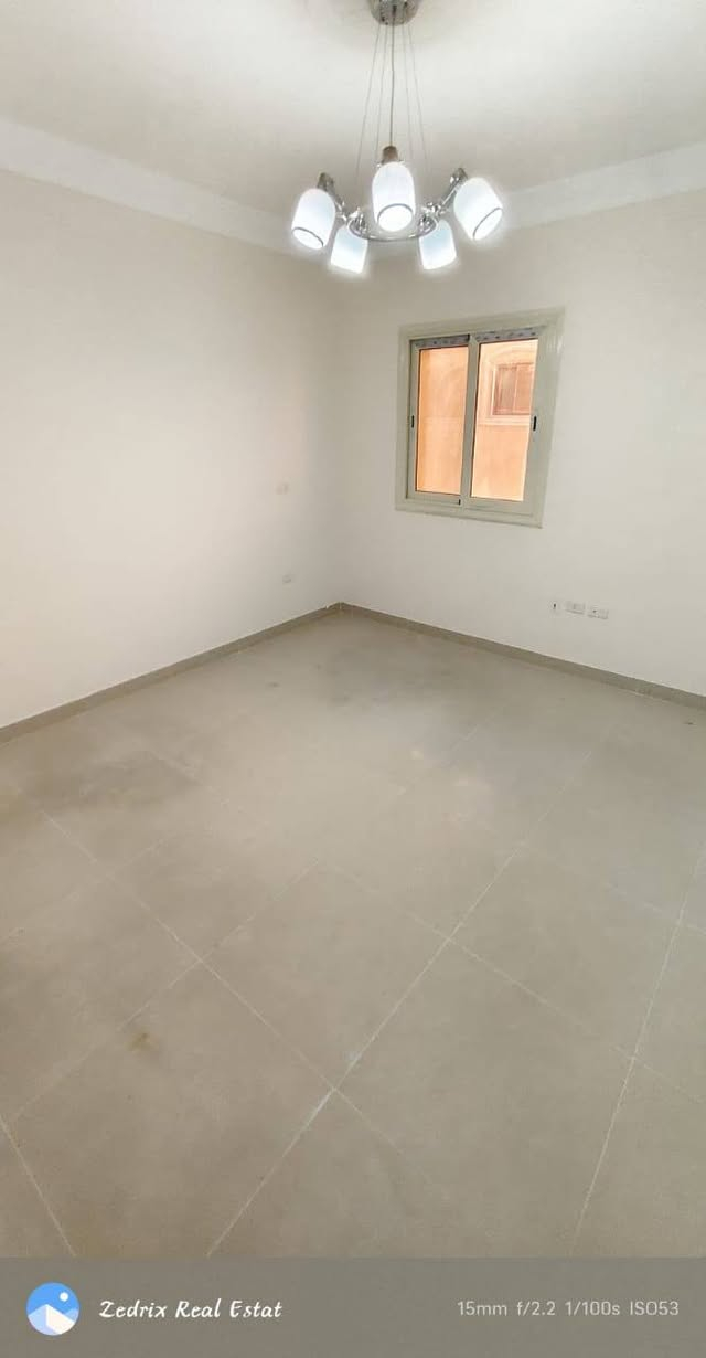 🔥 فرصة مميزة للإيجار في الشيخ زايد – الحي السابع

🏡 شقة مميزة أول بلكونة على شارع البستان
✅ 3 غرف نوم
✅ 2 حمام
✅ ريسبشن كبير
✅ مطبخ
📍 موقع مميز قريب من جميع الخدمات

📲 للتواصل والاستفسار أو حجز المعاينة:
@ [9***********303:13708:010 25905892]
