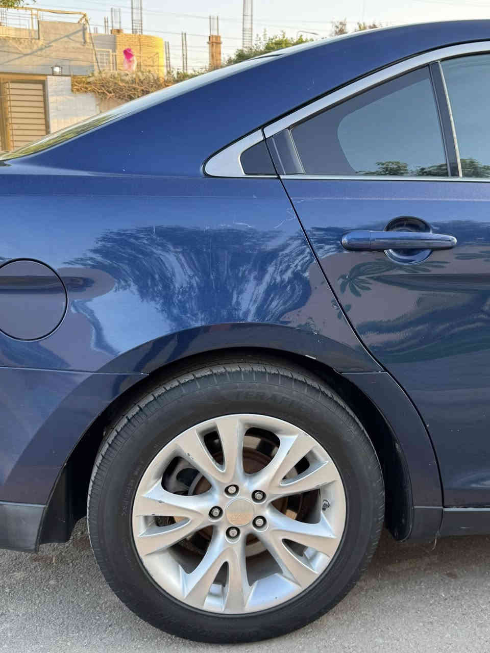 السلام عليكم
للبيع 
فورت تورس 2012
مواصفات SEL
حادث السيارة جاملغ الايسر قرب الباب بدون تبديل مصلح بارد + مصبوغة بجم للجمالية 
سعرها 110$ وبيها مجال 
للستفسار ***********
