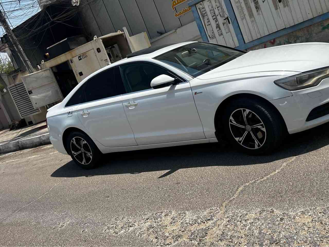 مرواس 
اودي A6 
محرك 6
فول 1/1) شعندك نزل مرواس 
*********** بغداد, العراق
