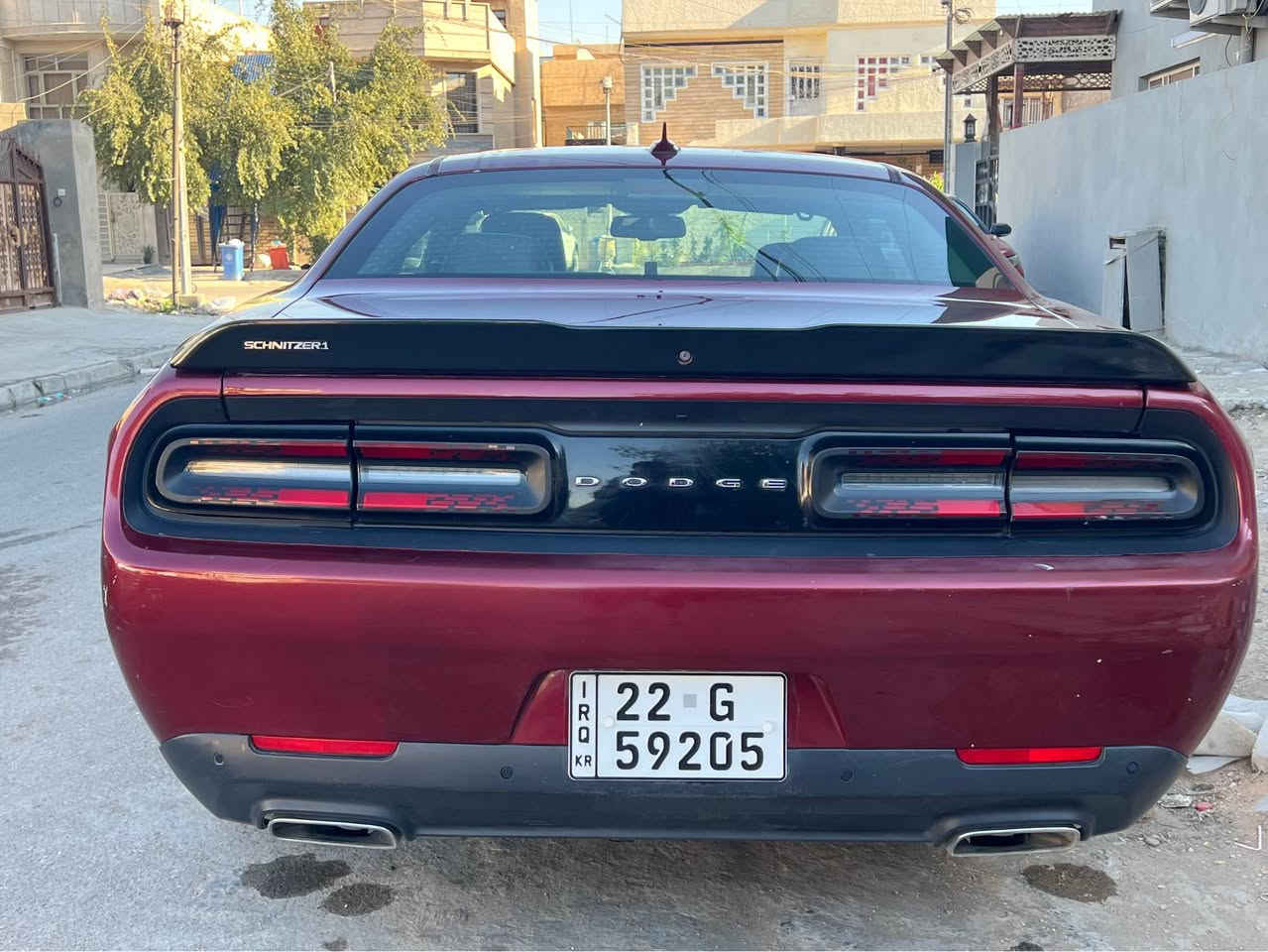 السلام عليكم.. دوج جالنجر موديل٢٠١٨ موضحة امامكم بالصور الدعامية يحتاجلها ترتيب 
بيها ٣  قطع(بدون بجم) موضح بالسونار
السيارة ماشية ١١٢ الف ميل بيها منظومة غاز ايطالي بالكامل الخزان١٠٠ لتر .. الكير والمحرك والتبريد مكفول  
السيارة باسمي رقم اربيل تحويل فقط ماسوي وكاله ابد
مواصفات السيارة معروفة ما احب اكتب قائمه مال مواصفات روح دور باليوتيوب sxt plus😂
مكان السيارة بغداد حي جميلة شارع خير الله
السعر ١٦٢ ورقة .متوفر واتساب وماسنجر
0 7 7 0 5 3 1 2 5 7 6 بغداد, العراق
