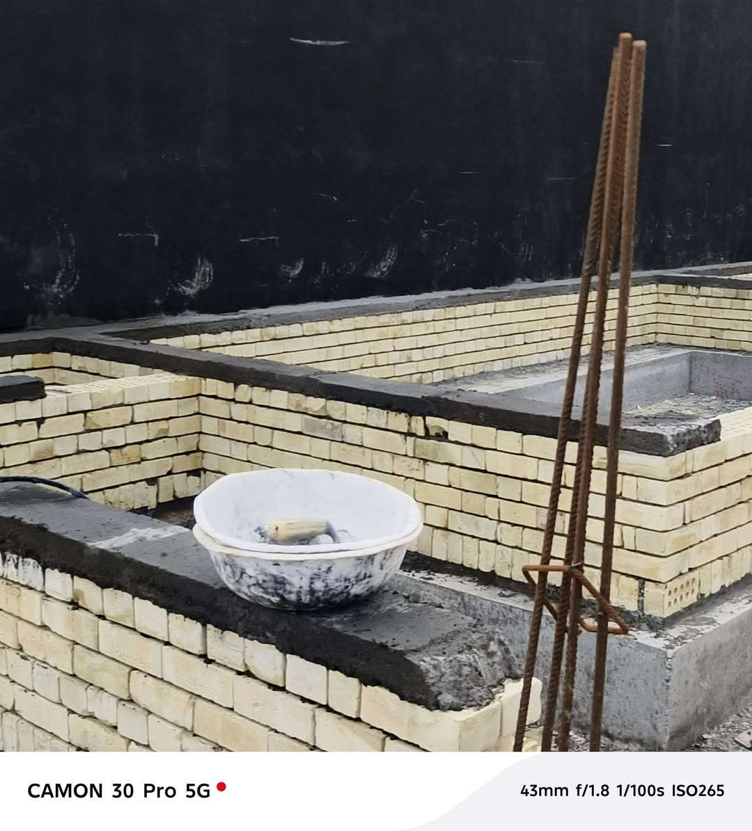 السلام عليكم خلفه بناء من السماوه ولتزام بلعمل واخذ قطعي وحاليا موجود بلبصره واتساب موجود ***********
