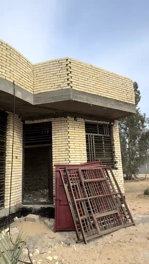 سلام عليكم 
خلفه بناء نشتغل طابوك بلوك فرمستون عگاده شغل درجه اوله يوميه مكظوعه عدبل وباسعار مناسبه جدن اتصل ودلل واتساب او علا ***********
