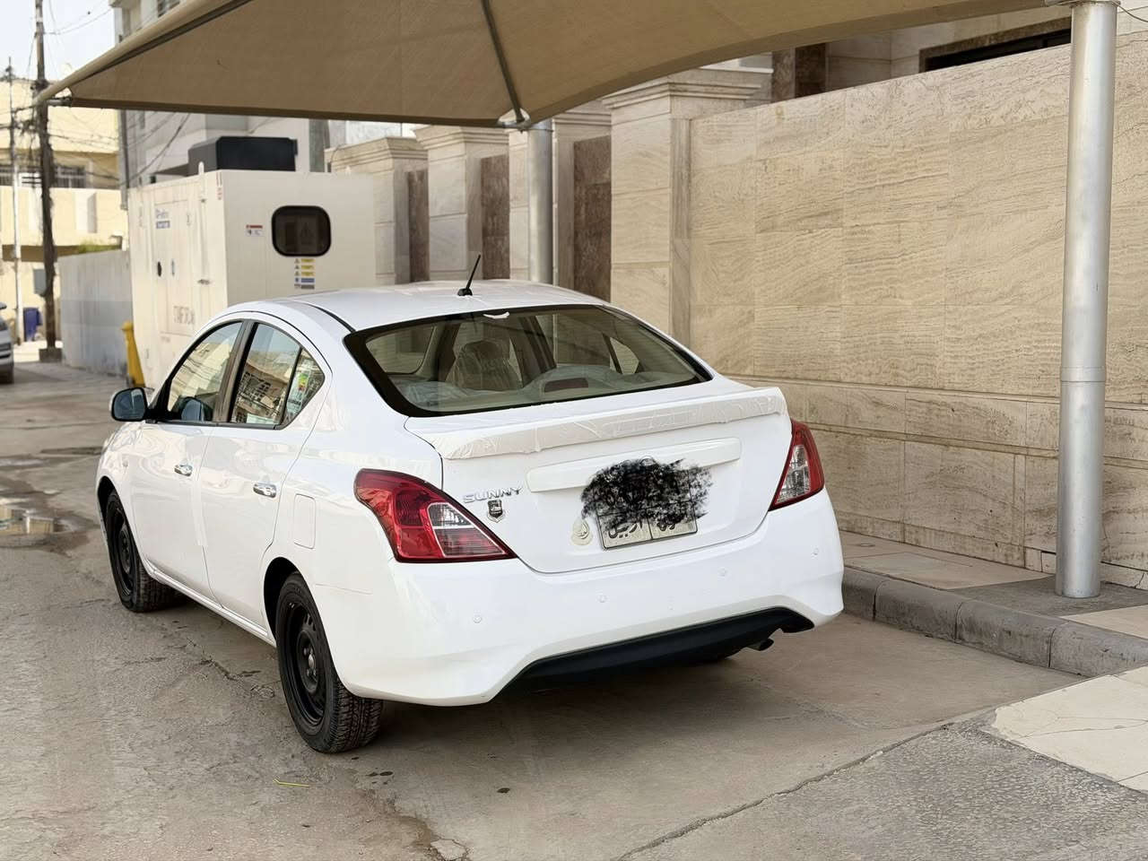 سلام عليكم نيسان سني هندي اصلي موديل 2020 رقم اربيل بليته زركه سياره جديده مكينه كير حداديه تخم تاير كله مكفوله 
بيه طخه دعاميه خلفيه وشويه بارد فقط بدون صبغ ولا تبديل 
السعر 100 وبيه مجال 
***********
