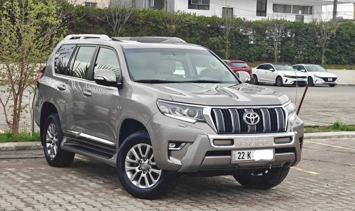 تويوتا لاندكروزر برادو 
VX 
2018
كويتي شركة الساير 
لون مميز برونزي 
ماشيه 148.000 كم 
طخم تايرات جديد بيرجستون 
صيانة دوريه شركة ساز SAS 
اخر صيانة مسويله مال 150 الف كم كامل سيرفس 
رقم اربيل تحويل ثاني يوم بشرط 
سنويه جديده ورقم جديد
محرك كير كهربائيات صدر كله بشرط 
السعر // 36.500$$ وبي مجال بسيط 
العنوان اربيل او فلوجة 
للاستفسار اكثر 
***********
