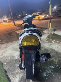 ماكس عدله • بلاديه • ختم واحد