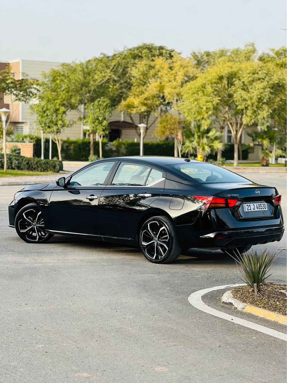 سلام عليكم 
- نيسان التيما 2025 فئة SV
-مرقم سليمانيه جديد
-ماشي 6mi فقط

                1N4BL4DV6SN391681
- حادث السياره بس بوند صبغ باقي سياره كفاله و سونار مرفق بالمنشور

- حجر بيئة رادارات حتى كتلوكات شركه وياهه كامله مناقصهه برغي باقية على وضع شركة

- سعر  $175 ورقة
- عنوان السيارة : ديالى / خانقين

- ***********
- *********** خناقين, ديالى
