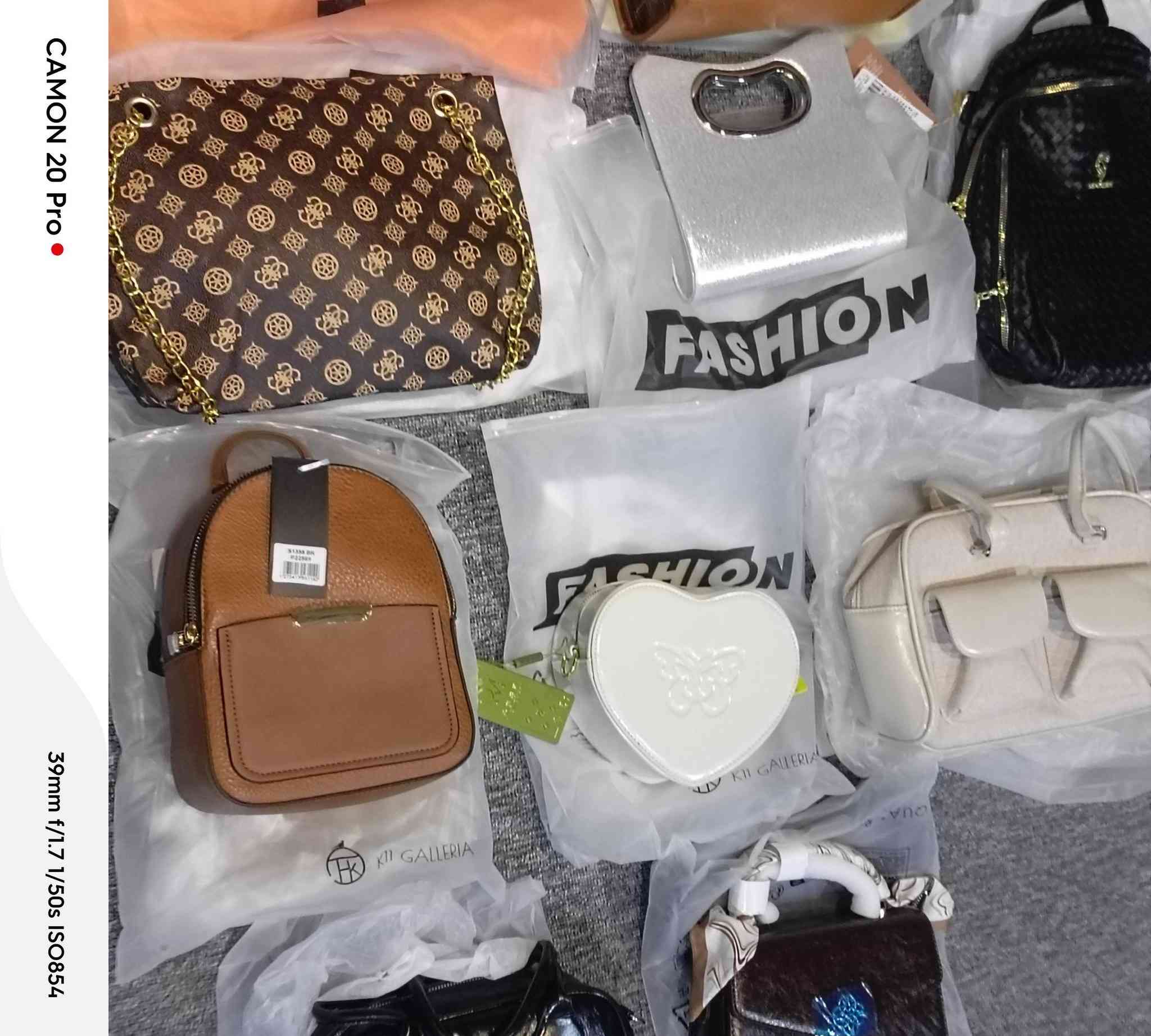 ماستر جنن وماركات ويمكم الاجياس قروهن الاكبار ع25 يبيعوهن ولاصغار اقل وحده ب15 شلعه كامله اشوف اسعاركم الي سعرها مناسب واغلبكم تعرف جملة القطعه بيش اذا يناسبني السعر عليكم بالعافيه


**إذا كنت صاحب هذا الإعلان وتريد حذفه لأي سبب، رجاءا أرسل رسالة إلى الدعم الفني**