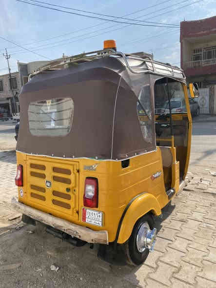 السلام عليكم 
تكتك موديل 18
جاهزه من كلشي وتعمير جديد نصبه تخبل احله من ال20

أوراق أوراق 📝🗣️

دوشمه سفريات تخم كبات وتايرات سيبايه جادر برده زنون  كهربائيات كله جديد 

تكتك مصروف عليه هواي تاخذه كبل للشارع متذب عليه 
مكينه خير من الله 
مكاني بغداد _المحموديه 🤎🤝
السعر3500وبيه مجال للشراي 
***********
***********
