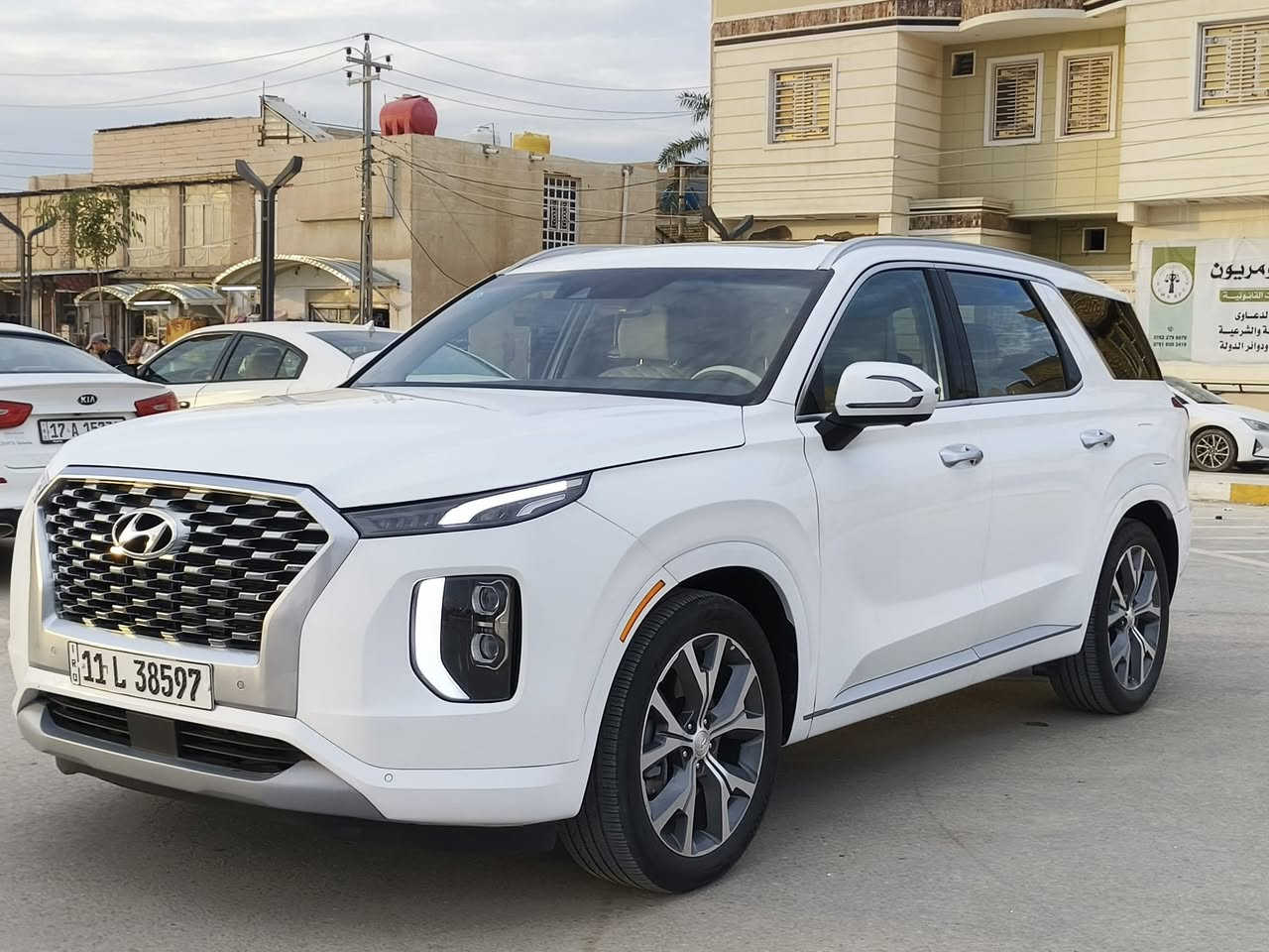 السلام عليكم
(للبيع فقط) 
هونداي بالسايد 
مديل 2022 أمريكي بسمي
فئة اللمتد فول
داخل ابيض
حادث جاملغ وطرف البنيد صبغ
بدون ضرر داخل
ماشية 31mi
إستخدام بيت مال جناي
السعر 325 $
***********
