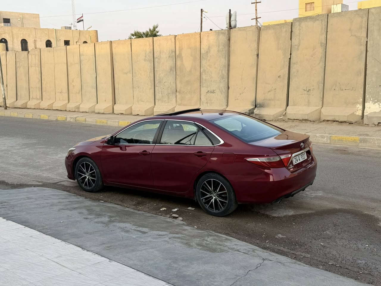 السلام عليكم
كامري 2016  xse v6  فول الفول
ستة سلندر 
محرك بشرط 
كير ع كلام صاحبها من اخذتها مبدل جديد
الضرر تخريب بونيد بدون بجم ودواخل وباب السكن وقبغ جنطة واكو مكانات بيها قطع صغار
القمارة مكفولة 
الموصفات 
سلايت
كشنات تدفئة
لايت زنون بلادي 
بصمة 
شاشة كبيرة
ترحيب
شحن واير ليس
شفتات ستيرن
رادار جانبي ورادار امامي مسار وتصادم
رقم دهوك بأسمي سنوية جديدة عظم عاج
بدون ايرباك ولا دواخل وهم تجي تفحص براحتك
ماشية 170 ميل تقريباً
السعر 150 ورقة وبيها مجال قليل جداً
ملاحظة السيارة بشرط ما بيها نقص برغي 
مكان تكريت ***********
