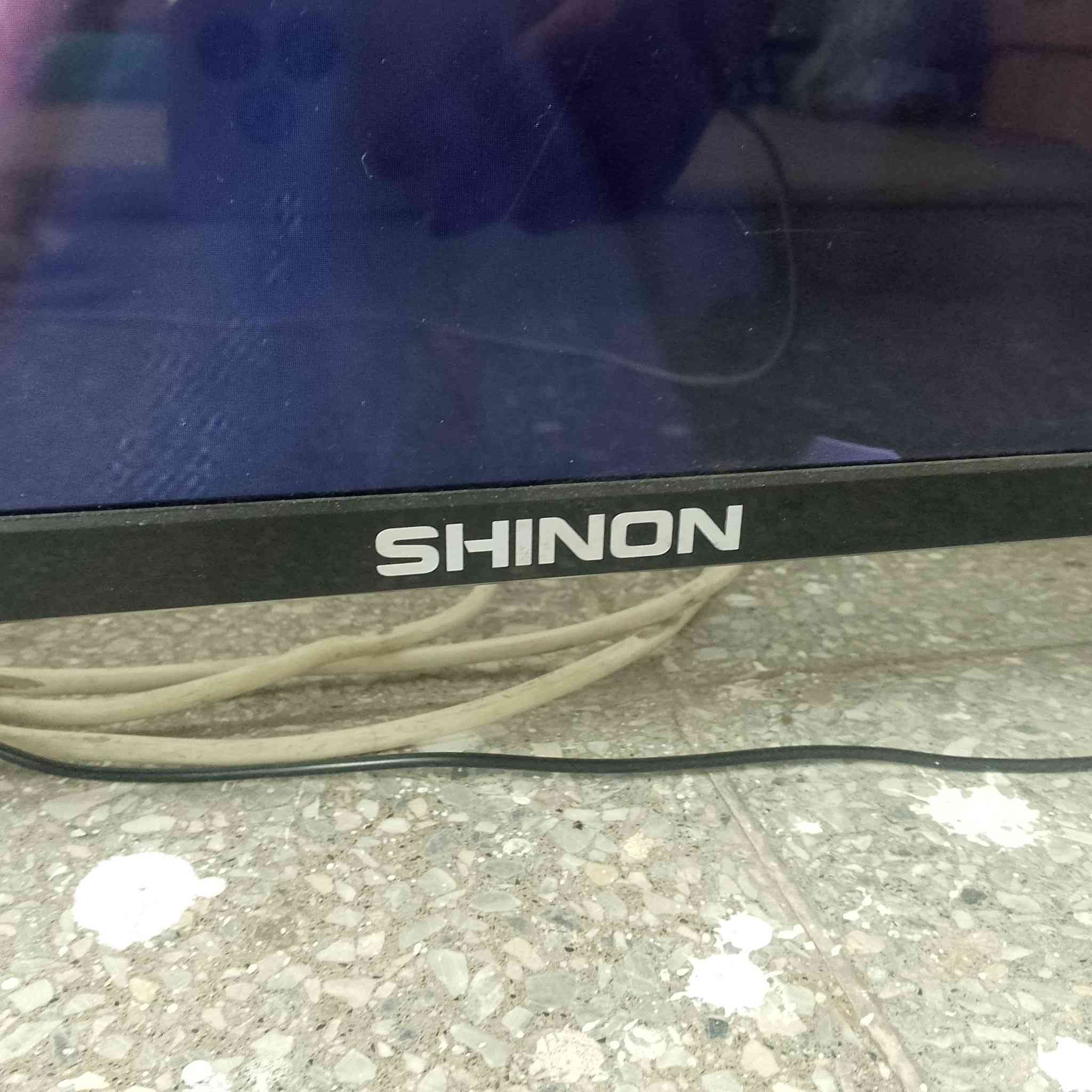 للبيع 
شاشه ماركة شينون حجم 55 جديده كولش استعمال قليل بيها نت وتفتح منصات وشاهد ويوتيوب ومتجر بلي كامل تطبيقات تنزل عليها مكاني بغداد ***********
