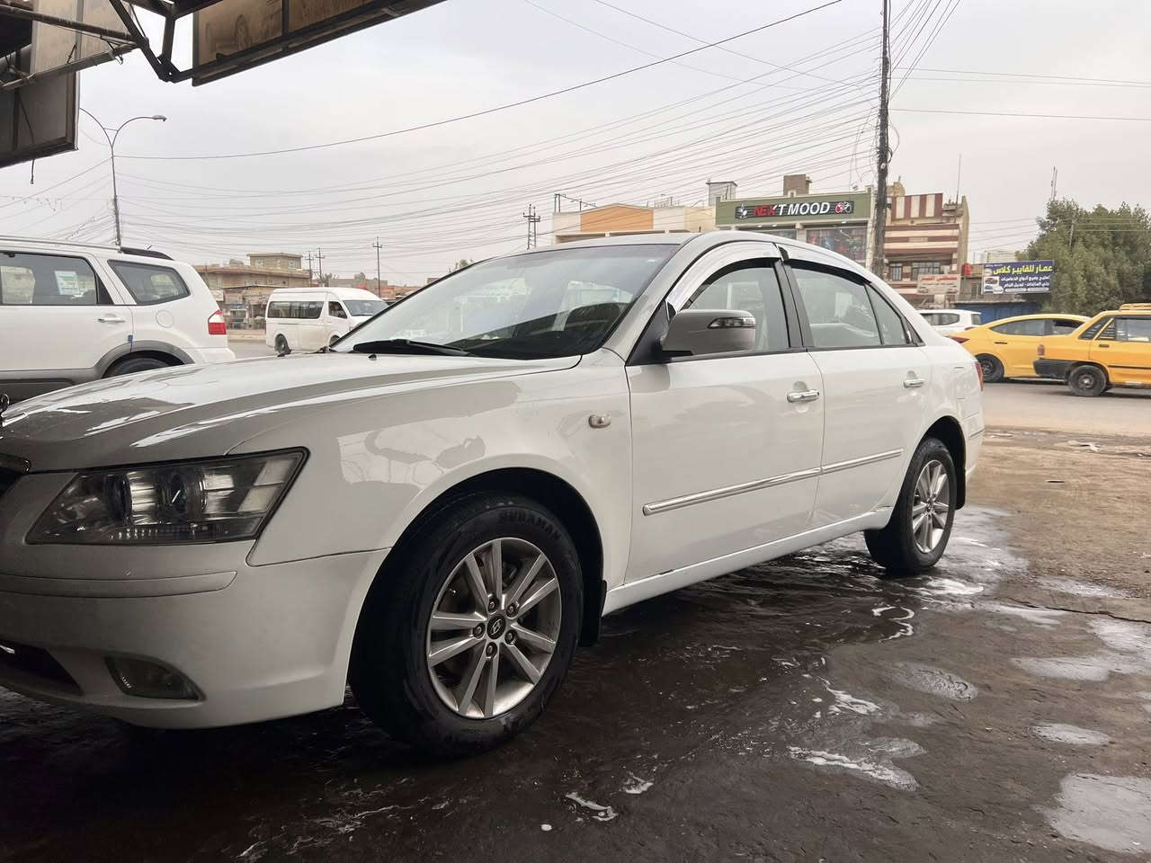 سلام عليكم سياره سوناته موديل 2009 سياره جاهزه من كل نواحي تبريد شغال صدر امامي خلفي جديد ويل كب تخم تاير 
تحكمات ستيرن اشاير بل مري أربعه سلندر  رقم أربيل تحويل ثاني يوم سعره 88 وبيه مجال حك جيه سياره جديده بيه صبغ حزام مكاني بغداد لاستفسار ***********
