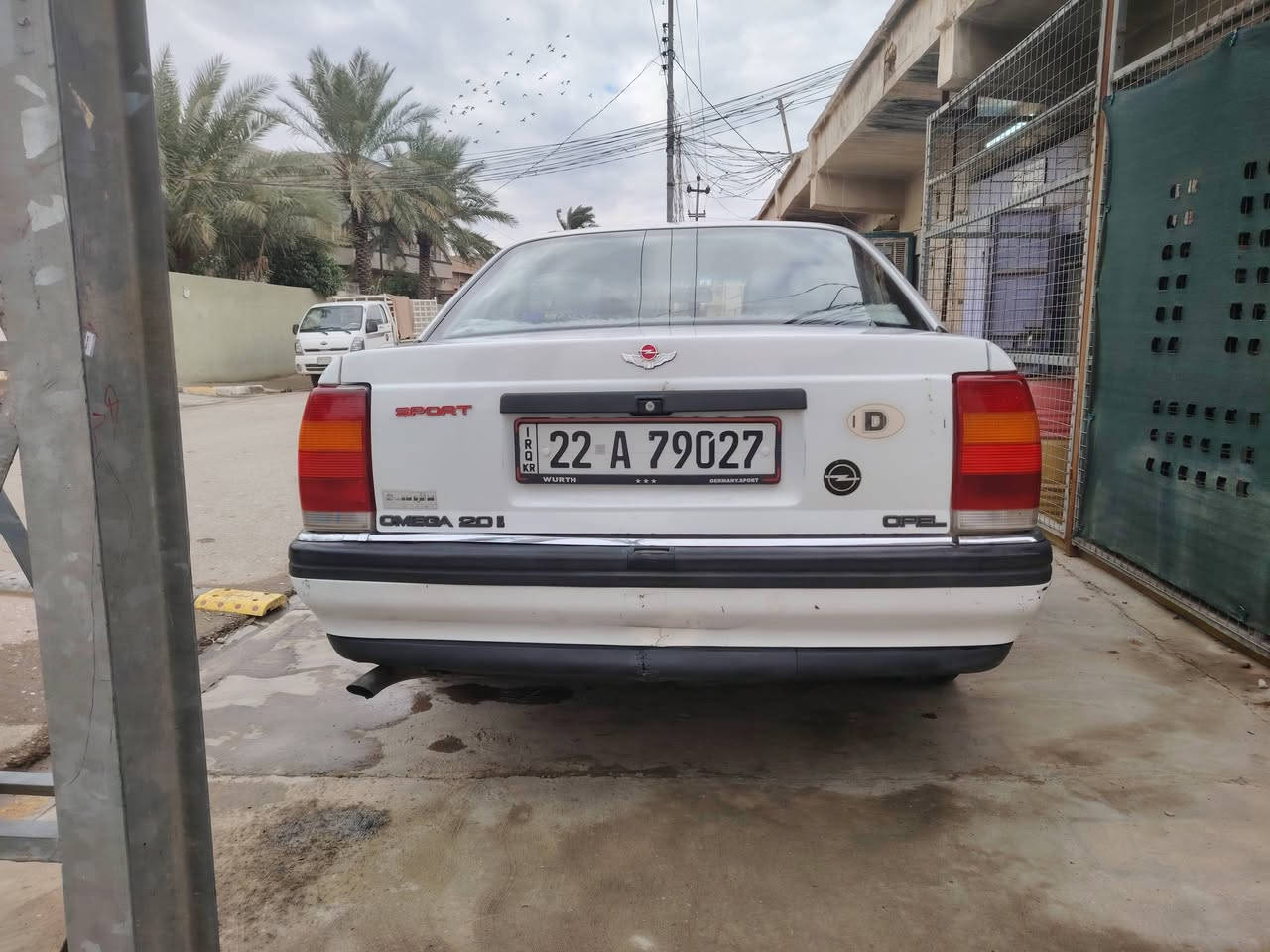 وبل 93 رقم اربيل  محرك 2000 وتوماتيك ترايك للبصره *********** رقم صاحب السياره
