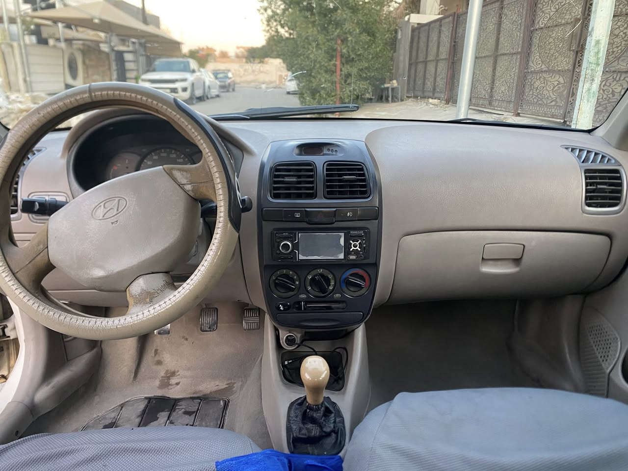 السلام عليكم  فيرنا 2014 مكينه بيهه تنقيص الگير خير من الله تبريد شغال عليهه هيئه قريب المليون يوگع من سعرهه السعر 64 للتواصل ***********
