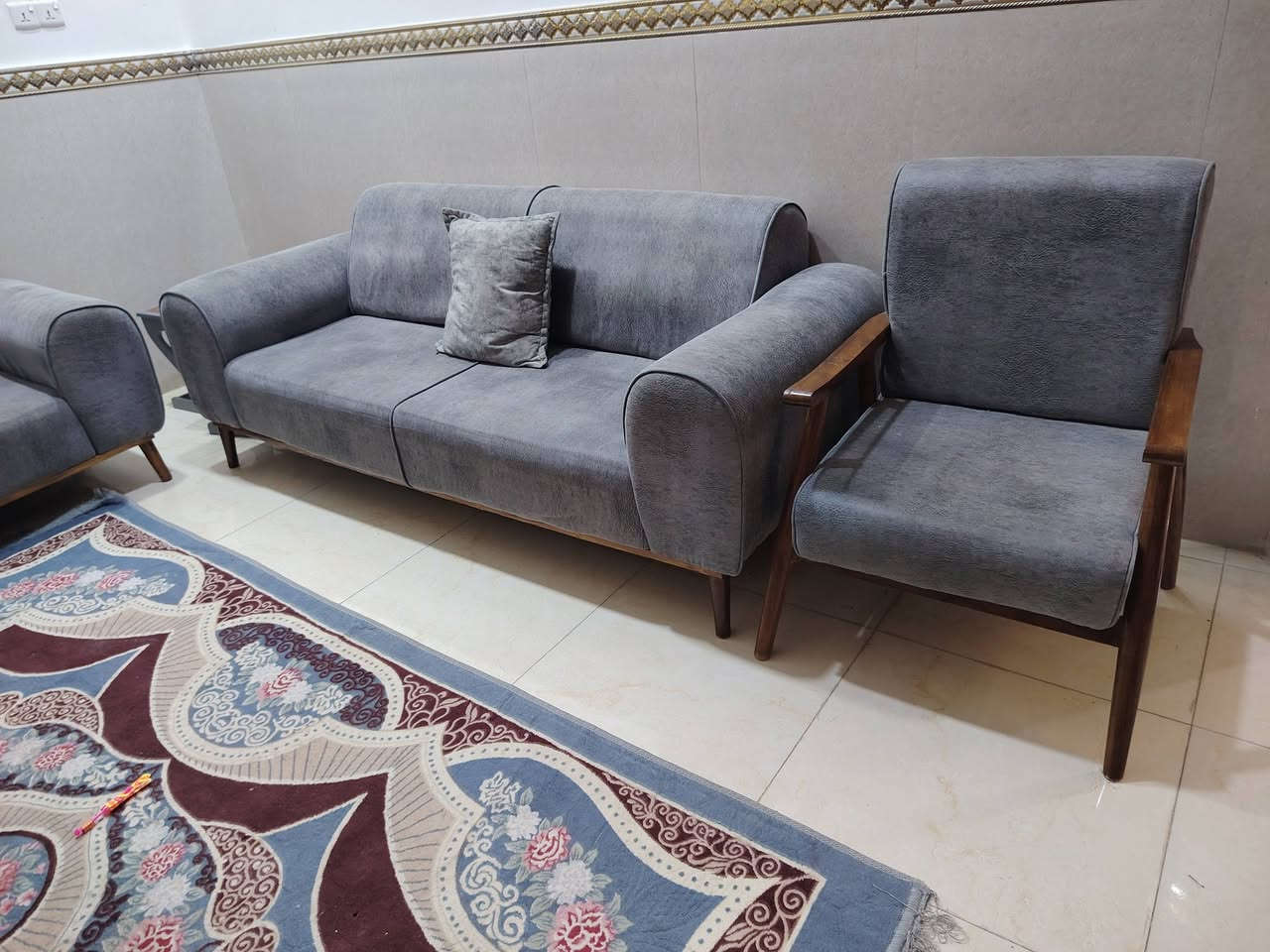 تخم للبيع مغربه السعر 400 بيه مجال قليل *********** غير متواجد نت
