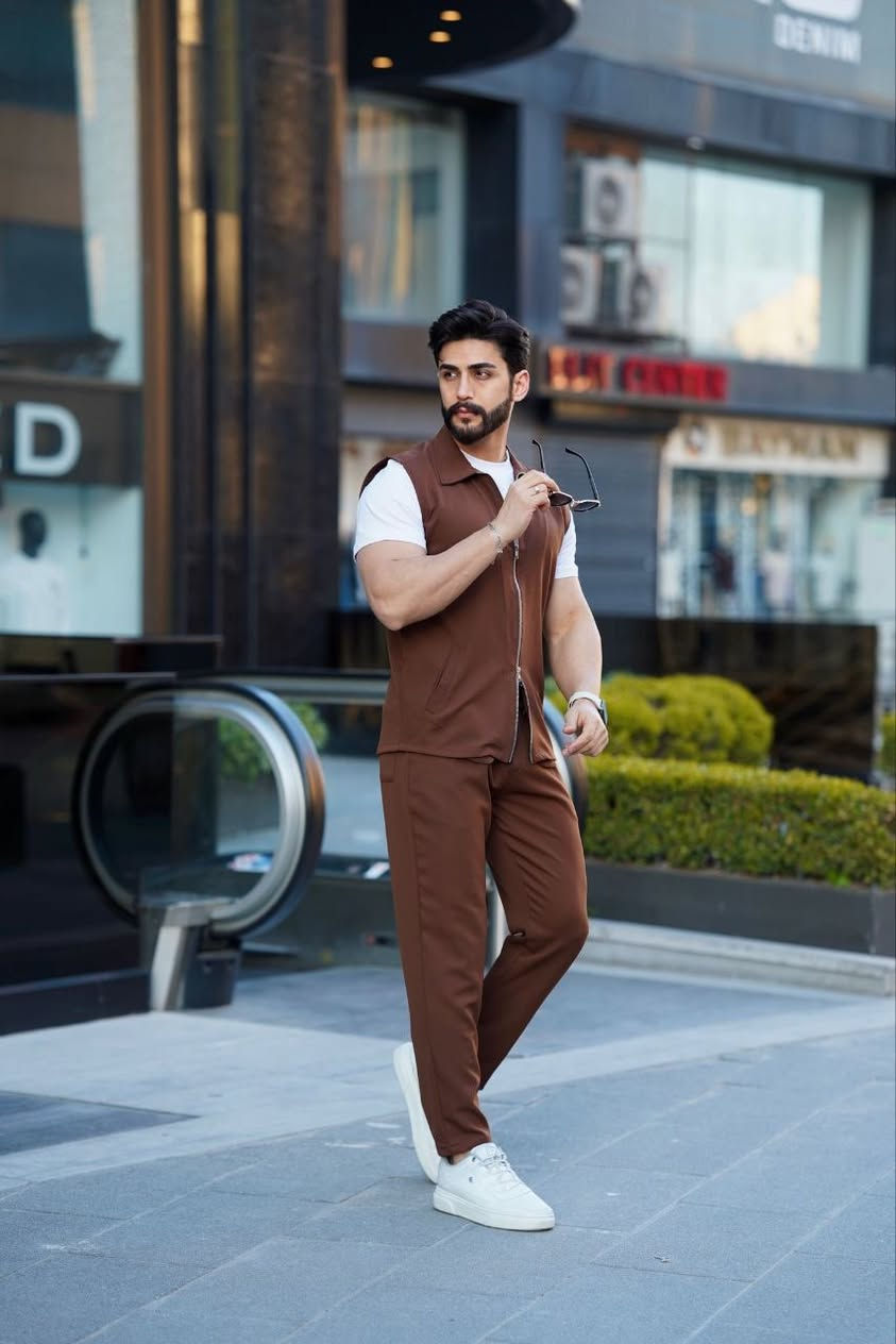 سوت  رجالي تركي

خامه الاصلي 

سيري 4 قطع M L XL XXL

درزن 3 الوان ب295 الف


**إذا كنت صاحب هذا الإعلان وتريد حذفه لأي سبب، رجاءا أرسل رسالة إلى الدعم الفني**