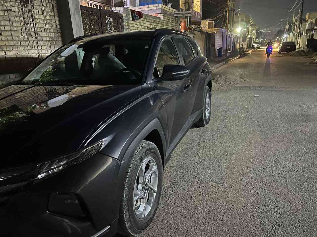 تالسلام عليكم 

توكسان ٢٠٢٢  امريكي 

ماشيه 82. الف

مكينه ٢٥٠٠

بصمه 

تدفئه بل كشنات 

كشن كهربائي 

فور ويل 

رارداد امامي 

رادار خلفي وجانبي 

تحكمات 

تشغيل على بعد

اربع انضمه قياده

اوتو هولد 

سايد بريك بصمه 

رقم بغداد   انكليزي 

مبدل بيها بنيد

***********
السعر 180$ بيهه مجال حك الجيه بغداد, العراق
