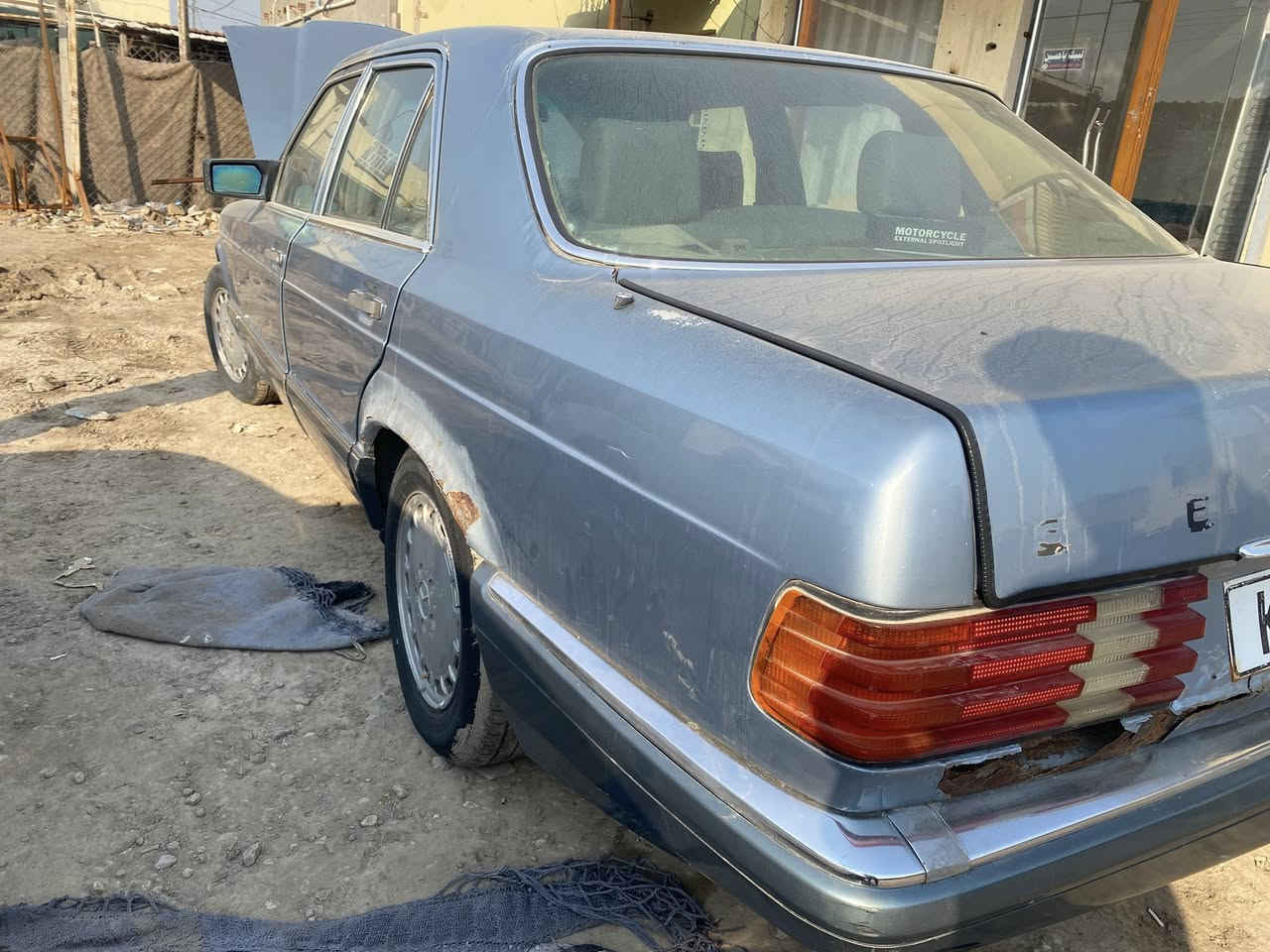 للبيع فقط مارسيديس موديل 87 
نظافة ٨٠٪؜ السعر ٣٨ ورقة وبيها مجال 
تخم تاير جديد مكينة بطة جديدة لوّك 
السيارة جاهزة من كلشي كما موضح في الصور 
مكلف بالنشر غير متواجد ع انترنت
مكان السيارة الديوانية 
‭٠٧٨٠ ٢٤٢ ٥٧٥٣‬
