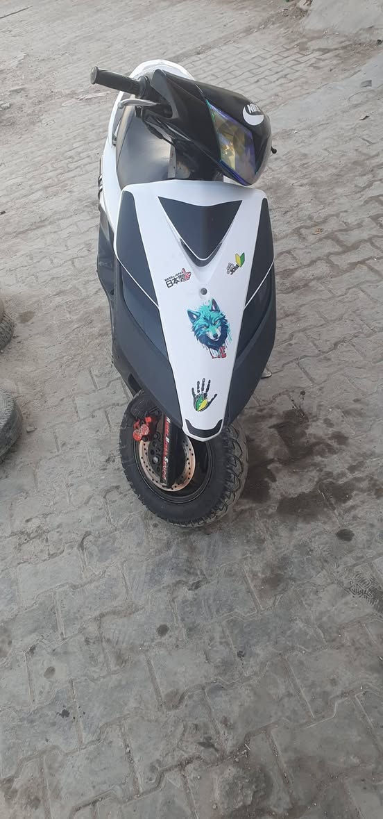 سلام عليكم دراجه ثعلب جي تي ار دراجه مكينه جديده بوشه 58صالنصه رياضيه اصليه ام ختم كفرات ختم واحد تيرات جدد تزويد يخبل كهرباياتهه كامله سلف جديد لا يتات زنون دراجه معدل سعره فول سعر 475الف عنوان بغداد الطالبيه 0771188865


**إذا كنت صاحب هذا الإعلان وتريد حذفه لأي سبب، رجاءا أرسل رسالة إلى الدعم الفني**