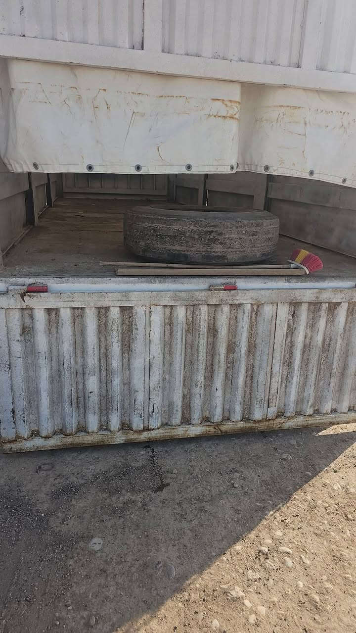 سلام عليكم خوان بودي للبيع مكان كركوك بودي نضيف إني مكلف بنشر أي استفسار على رقم ***********
