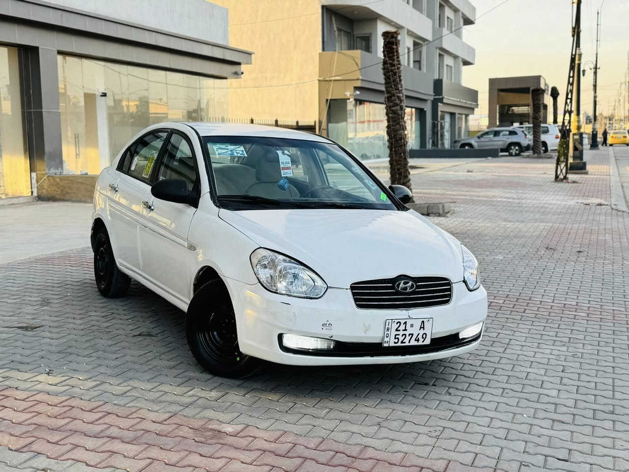 السلام و علايك
اكسنت موديل 2010 خليجي 

كير محرك بشرط لا صوت لا بخار
حجم محرك 16

رقم دولي سنوي 2030  هزه جديد
كابون بنزين موجود 

صدر خلفي امام جديد
تخم تايرات جديد

سياره بيها مكانت صبخ 
اني ابيع  صبخ عام 

سعره63 بي مجال قليل
***********
