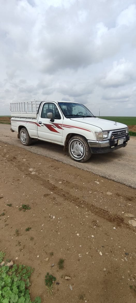 للبيع بيكم تيوته موديل 2000 رقم نينوى بي صبق احزام جماليه محرك مامفتوح داخل ازرك حار بارد شرط التحويل الهاتف *********** السعر 85
