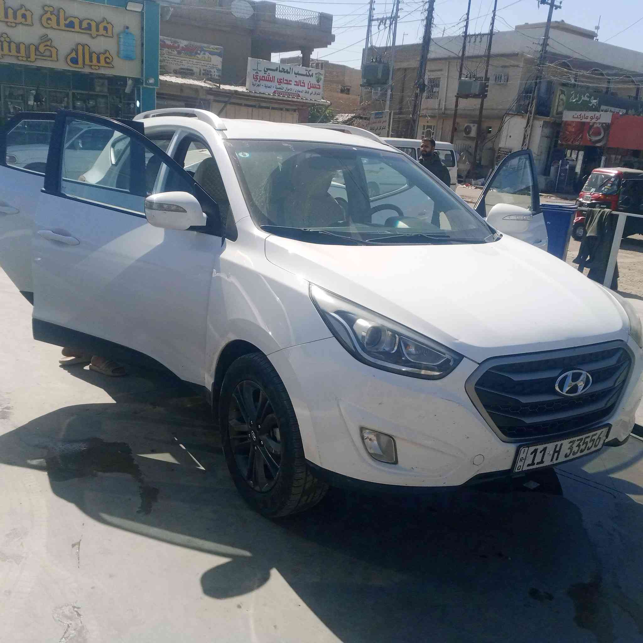 سلام عليكم توسان خليجي موديل 2015 تحويل مباشر رقم بغداد انكليزي كفاله عام ماعده شبر  صبغ فقط والباقي كفاله عامه محرك صدر تخم تايرات تبريد وتكييف السعر 153
الإتصال ***********
