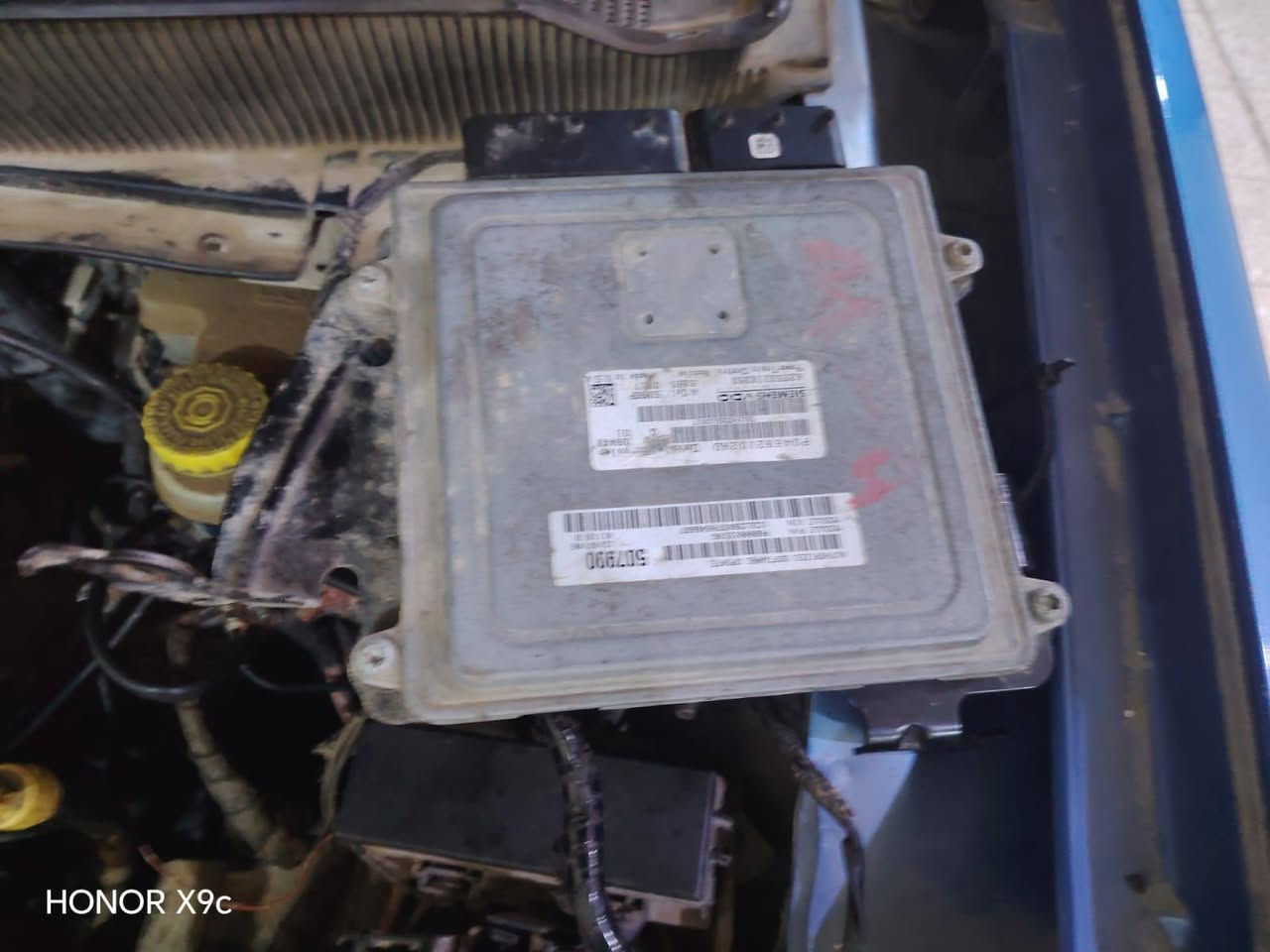 عقول افنجر سي ٢٠٠ كاليبر
قواعد فيوزات
***********
بي واتساب
