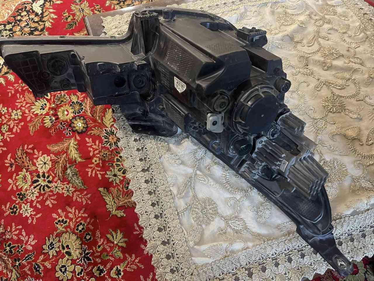 سلام عليكم مازده النترا 22 امريكي تك عدسه بلاديه مال سياره نضيفه 100/100 لا كسر ولا فطر ولا شخط جهه اليسره مال سايق بيها بس الد واكف فقط الاشاره والعالي ناصي و الفسفوره كلهن شغالات ب 120 وبيها مجال *********** مكاني بغداد و اكو توصيل
