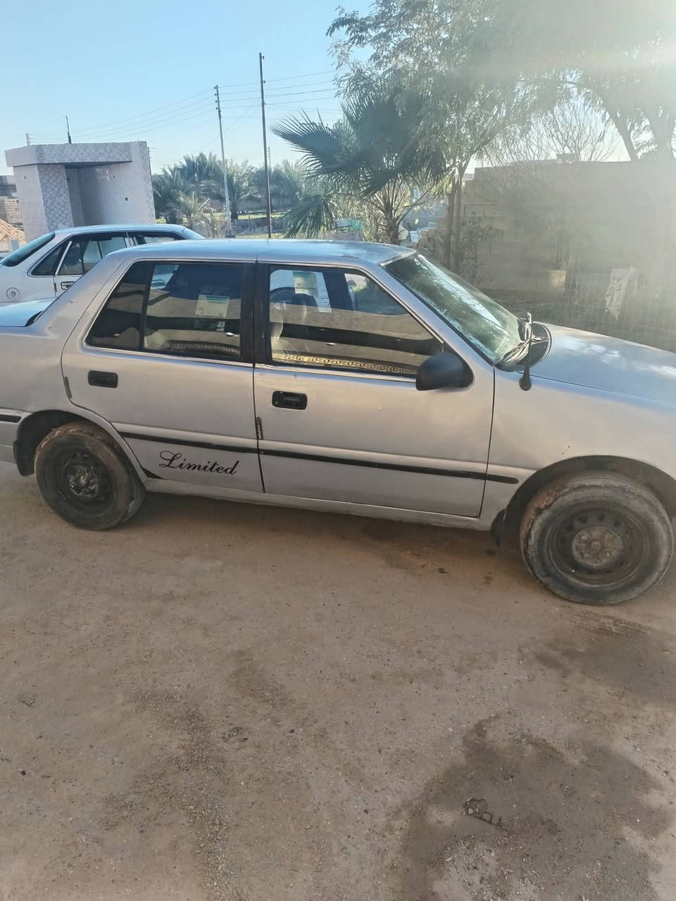 سلام عليكم أكسلها البيع نضيفه محرك وكير حيييل نضيفها  رقم أنبار سعر 18 ورقه الاتصال ع هذا الرقم ***********
