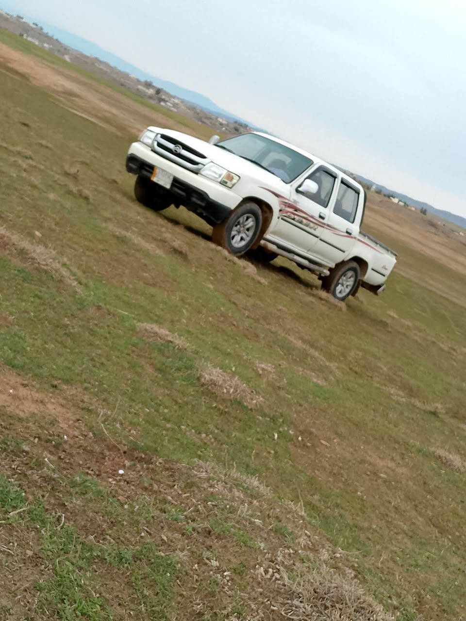 پیکاب دئر ٢٠١٣ زۆر خاوێنە    رەقەم دیالە سەنەوی خۆی لەگەرە بەشەرت پاکەنی  بۆ دەکرێ لەهەولێر   وەکو سبوخ لەی ساکن لێدرانی هیە  ئەمن با حام دەفرۆشم   جوار تای ویلی لە ژێرە 55ماجەلەجی  کەمم *********** أربيل, العراق
