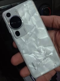 هواوي P60برو ذاكره512 رام12جهاز بدون عيب مامفتوح بس بيه شويه فطر بل ضه...