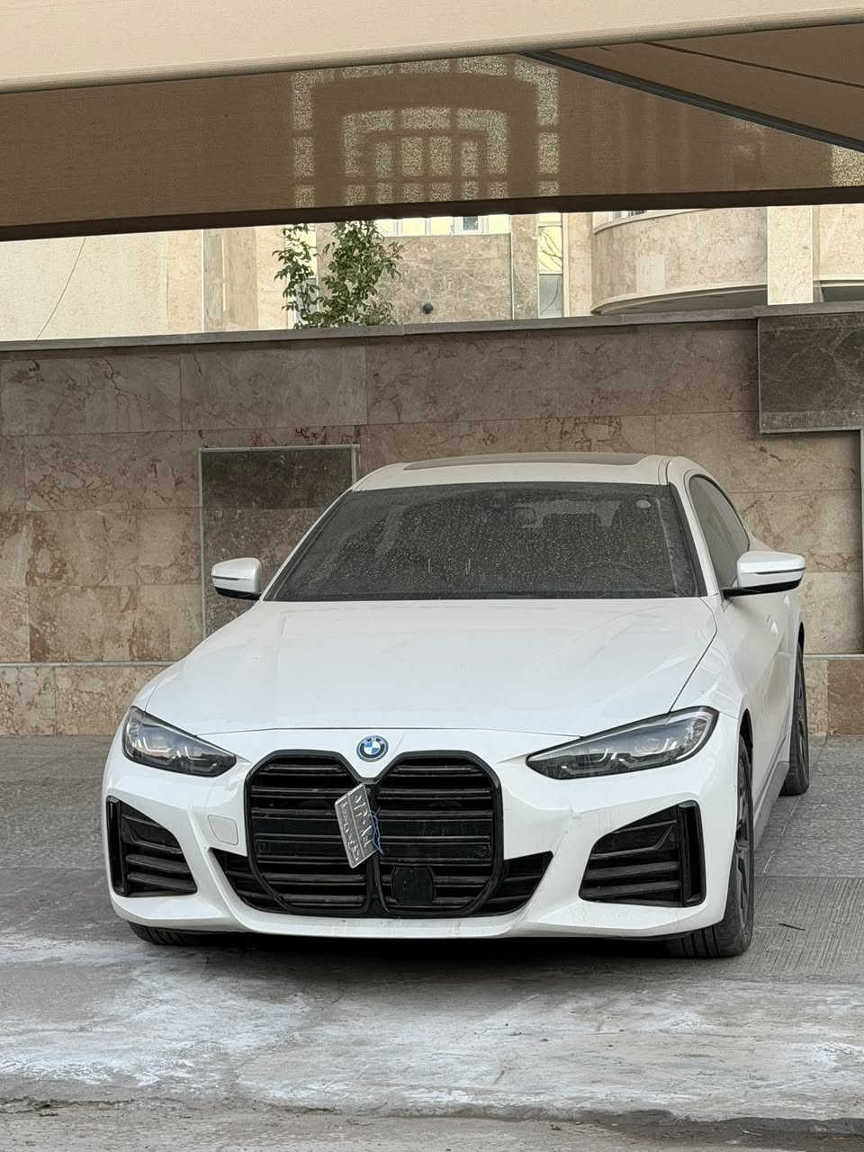 السلام عليكم
Bmw2024
ماشيه 18 الف 
سياره حادثه جنطه بسيط حار بسيط بيه 
اخت كلين
كفاله من كلشي لغد شاصي ايرباك انتربول
السياره i4 
كهربائية بلكامل 
فول مواصفات 
ميحتاج احجي عن مواصفات bmw
وحادث ناشره مع العلم الدعاميات لون وكاله 
تمشي 480 كيلو بل شحنه الوحده 
السعر 33 الف 330 ورقه مرقم جاهز 
يعني با العراقي حوالي 50 مليون اول اقل با اشويه 
الاتصال ***********
شباب السياره شحن فقططط 
وحاچي كلشي وشكرا
