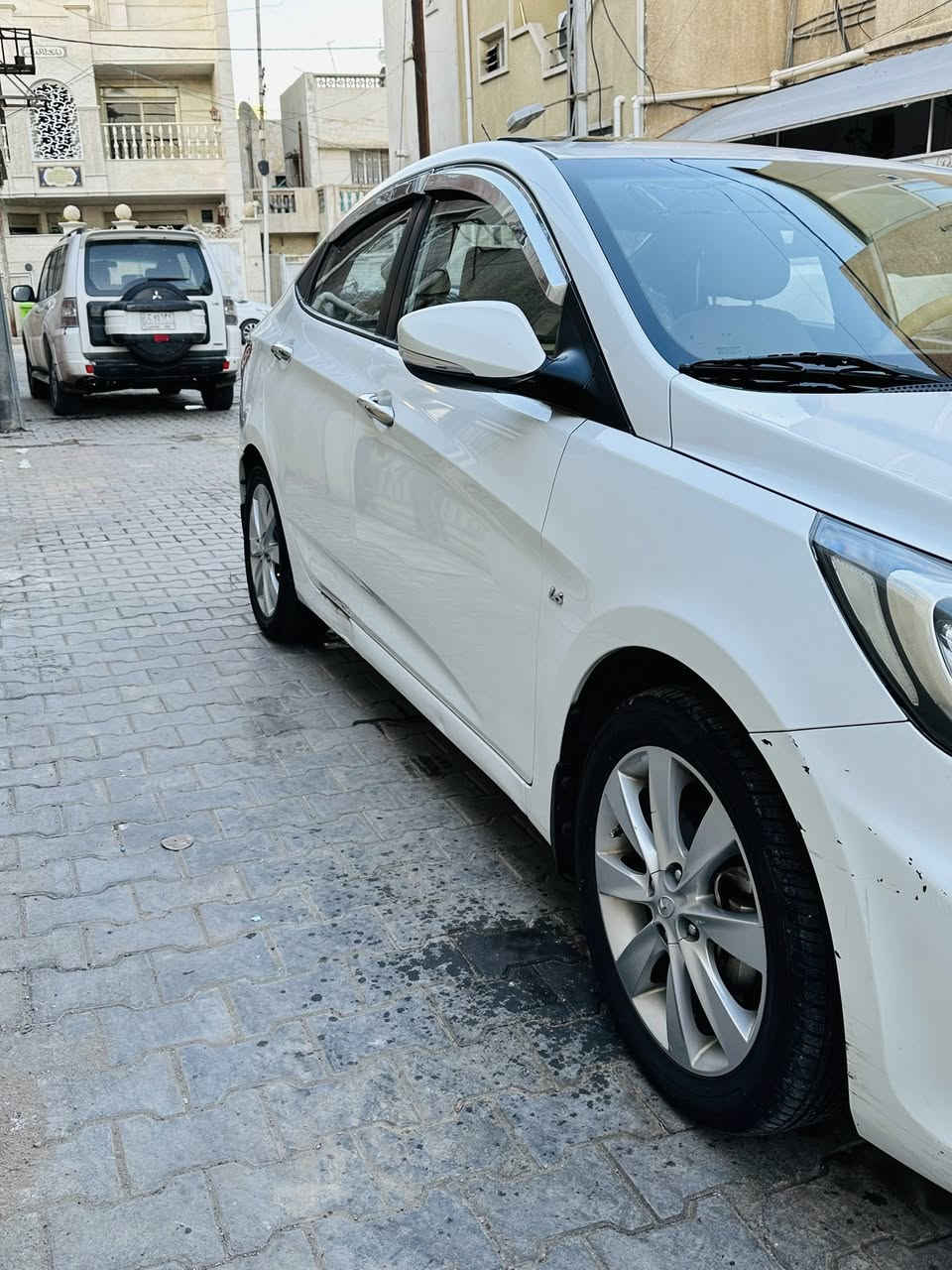 السلام عليكم اكسنت موديل 12 ماشيه 94 
استخدام شخصي مكفوله كفاله عامه لاظربه ولاصبغ ولابارد بس شخط بالدوسه مبين بالصوره
مكاني بغداد المنصور 
 ‭0771 337 6443‬
